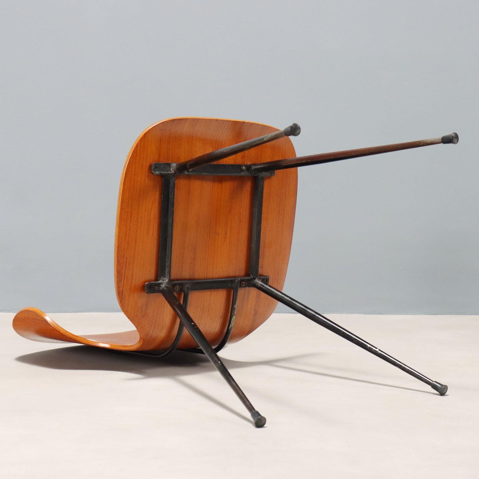 1960er Stuhl aus gebogenem Sperrholz im Angebot 3