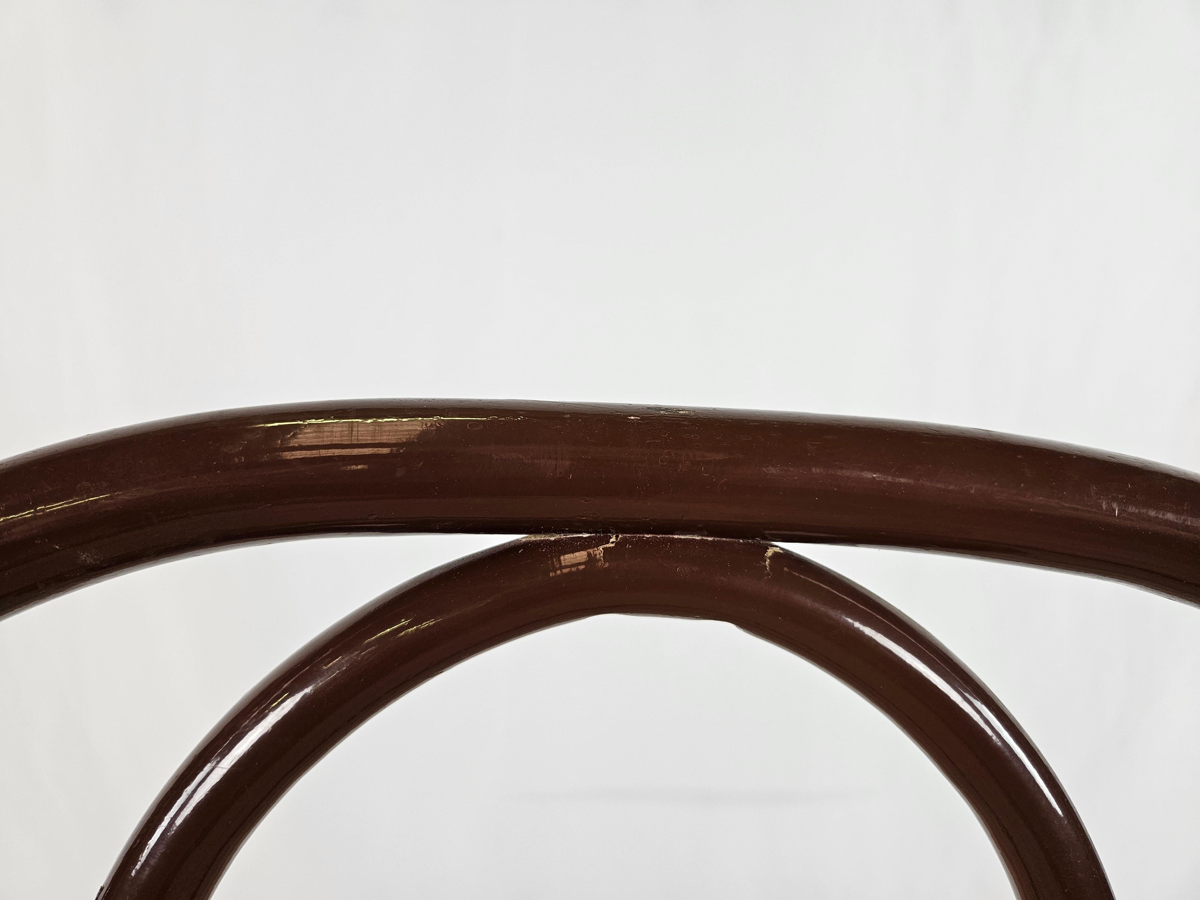 1970er Stuhl aus braun lackiertem Holz mit Wiener Strohsitz im Angebot 2