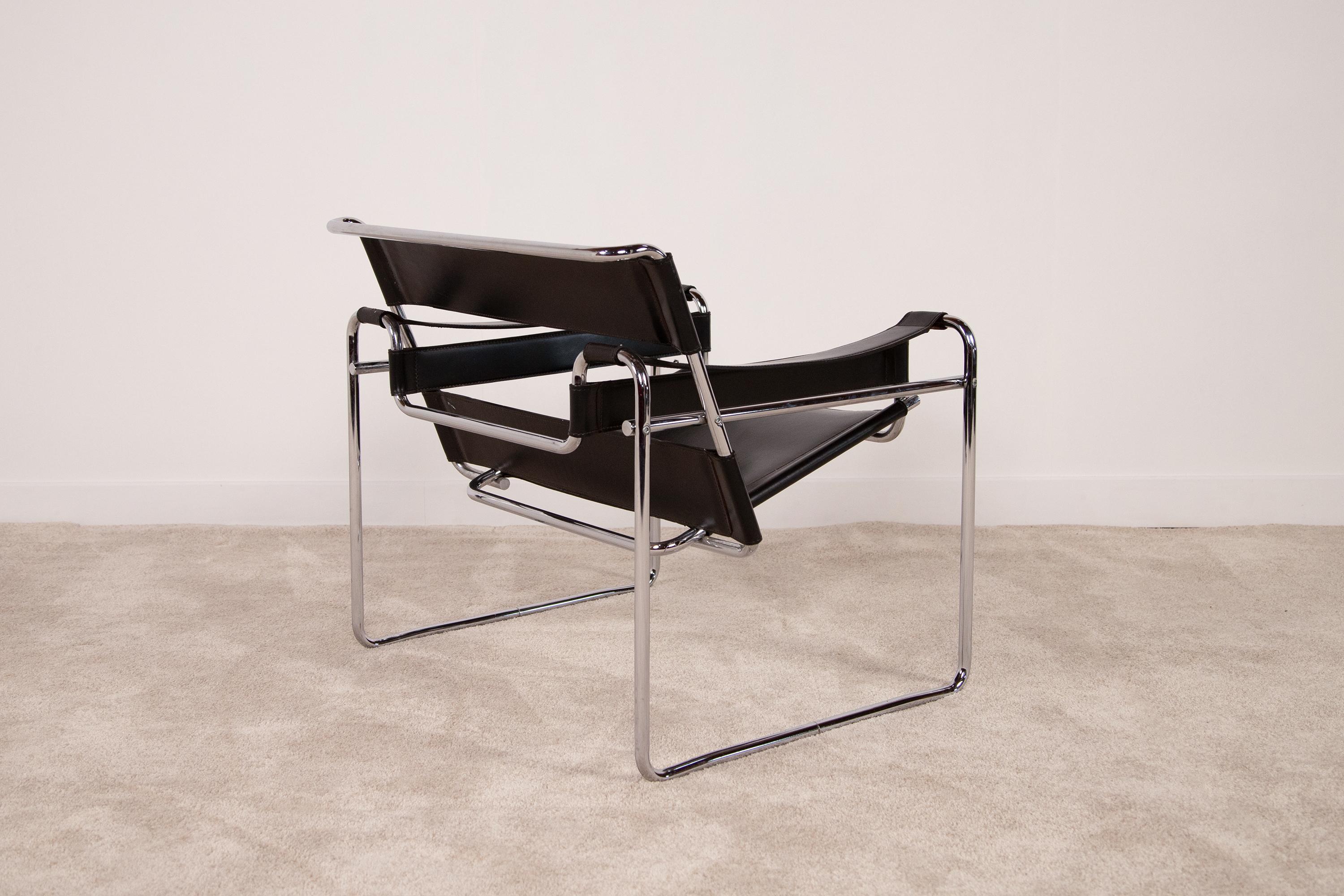 B3 Wassily chair by Marcel Breuer, 1970s. In Good Condition For Sale In Correggio, IT