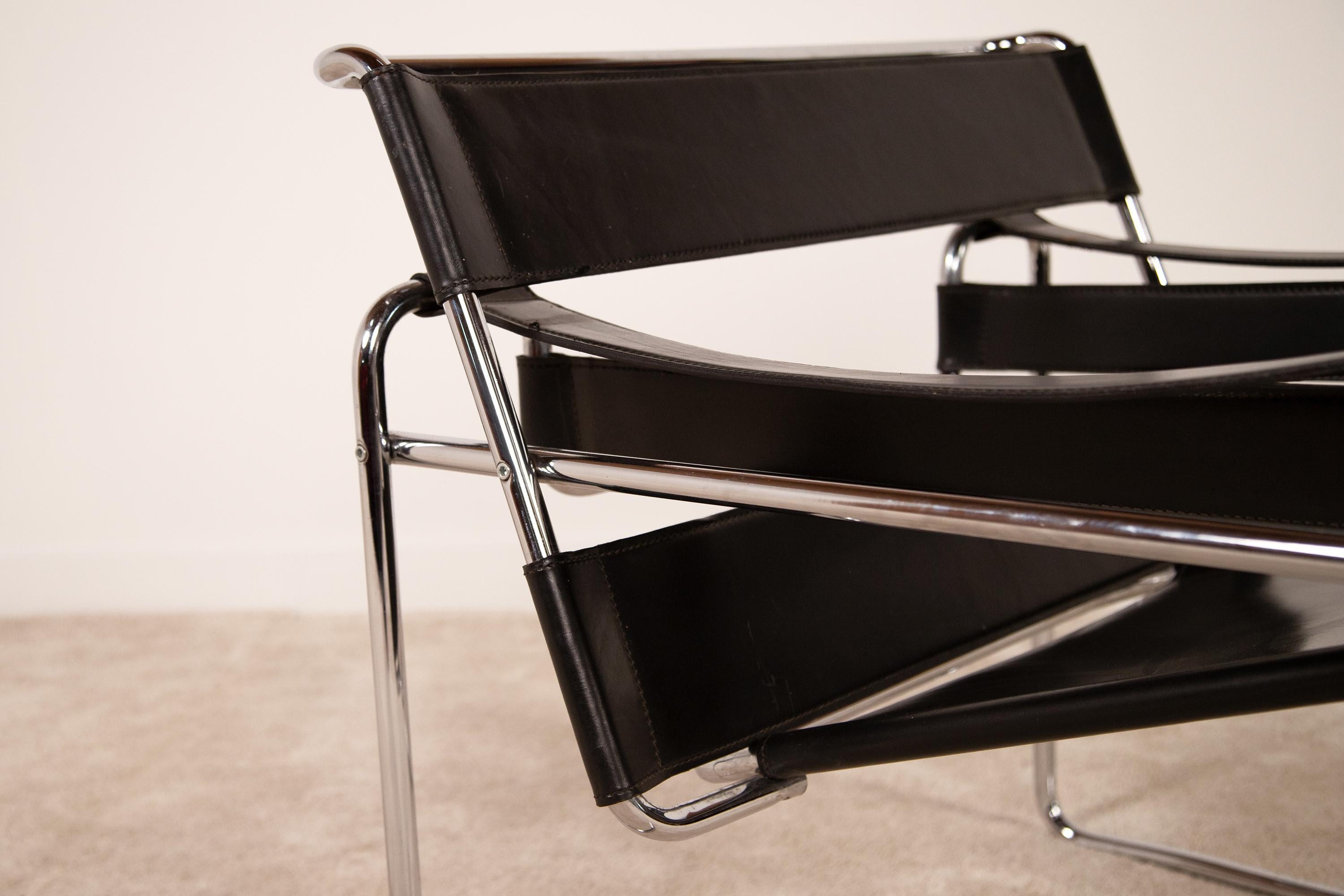 Metal B3 Wassily chair by Marcel Breuer, 1970s. For Sale