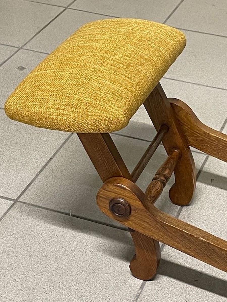 Chaise basculante fin 19e - début 20e siècle avec pouf en vente 9