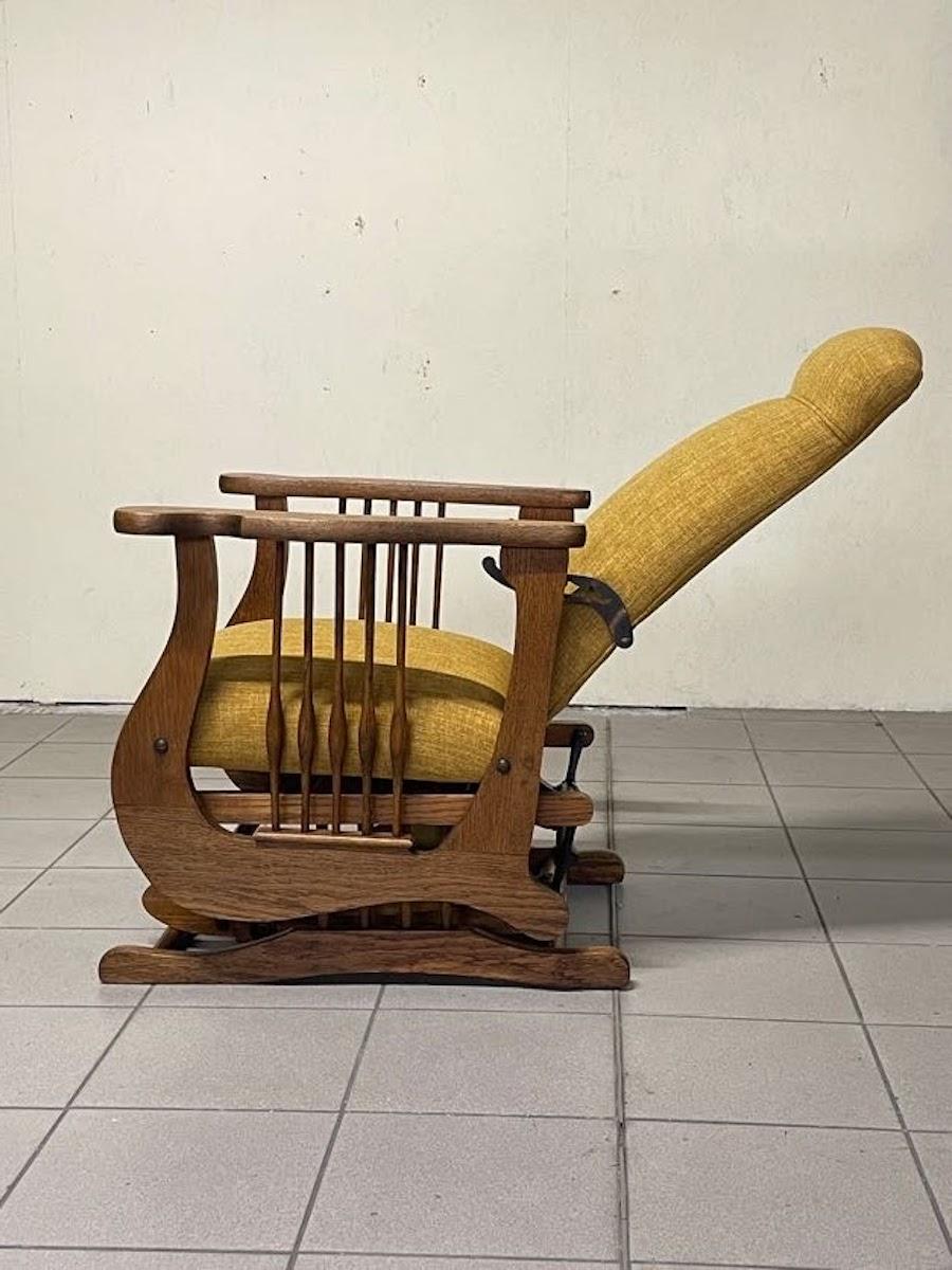 Chaise basculante fin 19e - début 20e siècle avec pouf en vente 10