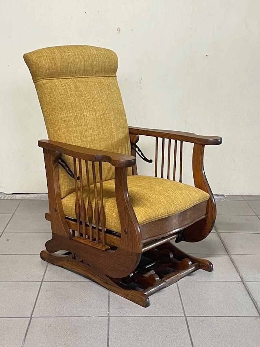 Chaise basculante fin 19e - début 20e siècle avec pouf Excellent état - En vente à SAN PIETRO MOSEZZO, NO
