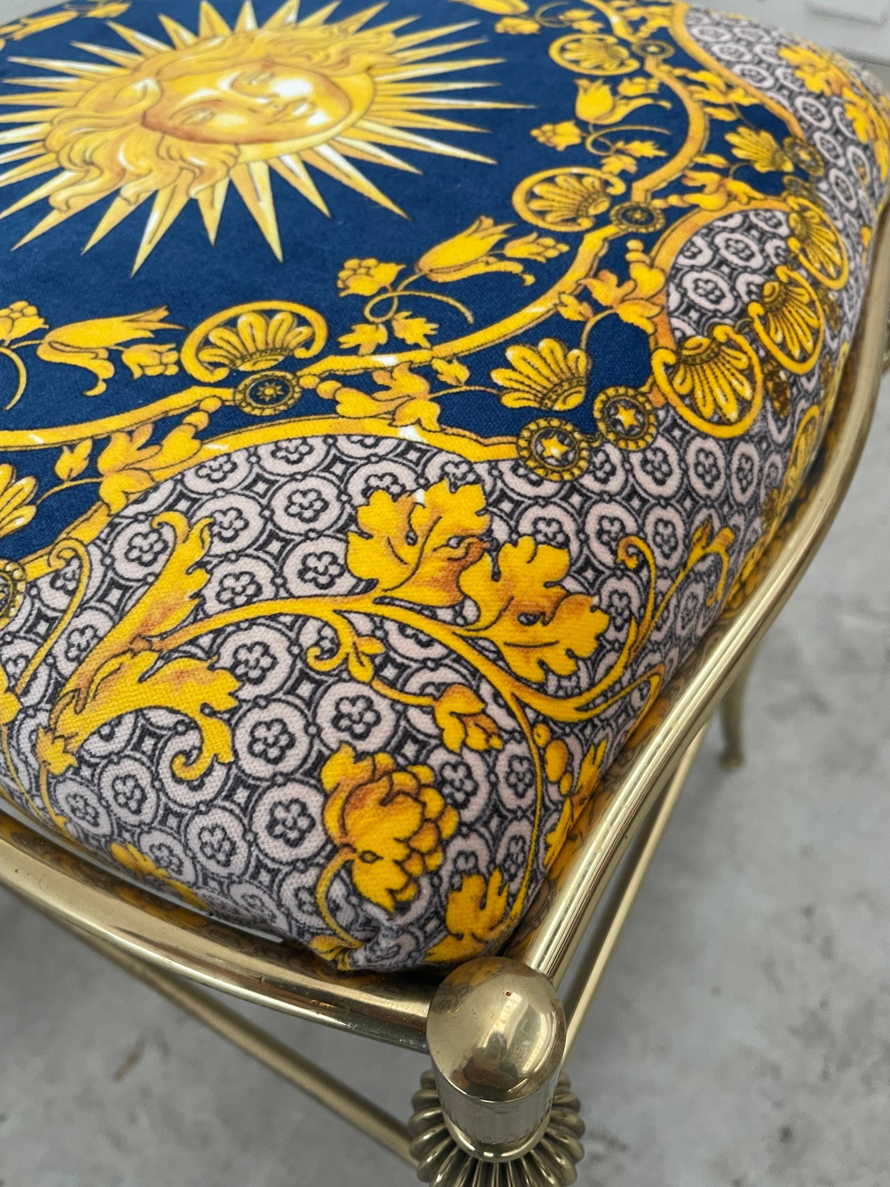 Blauer Versailles-Stuhl gold (Late 20th Century) im Angebot