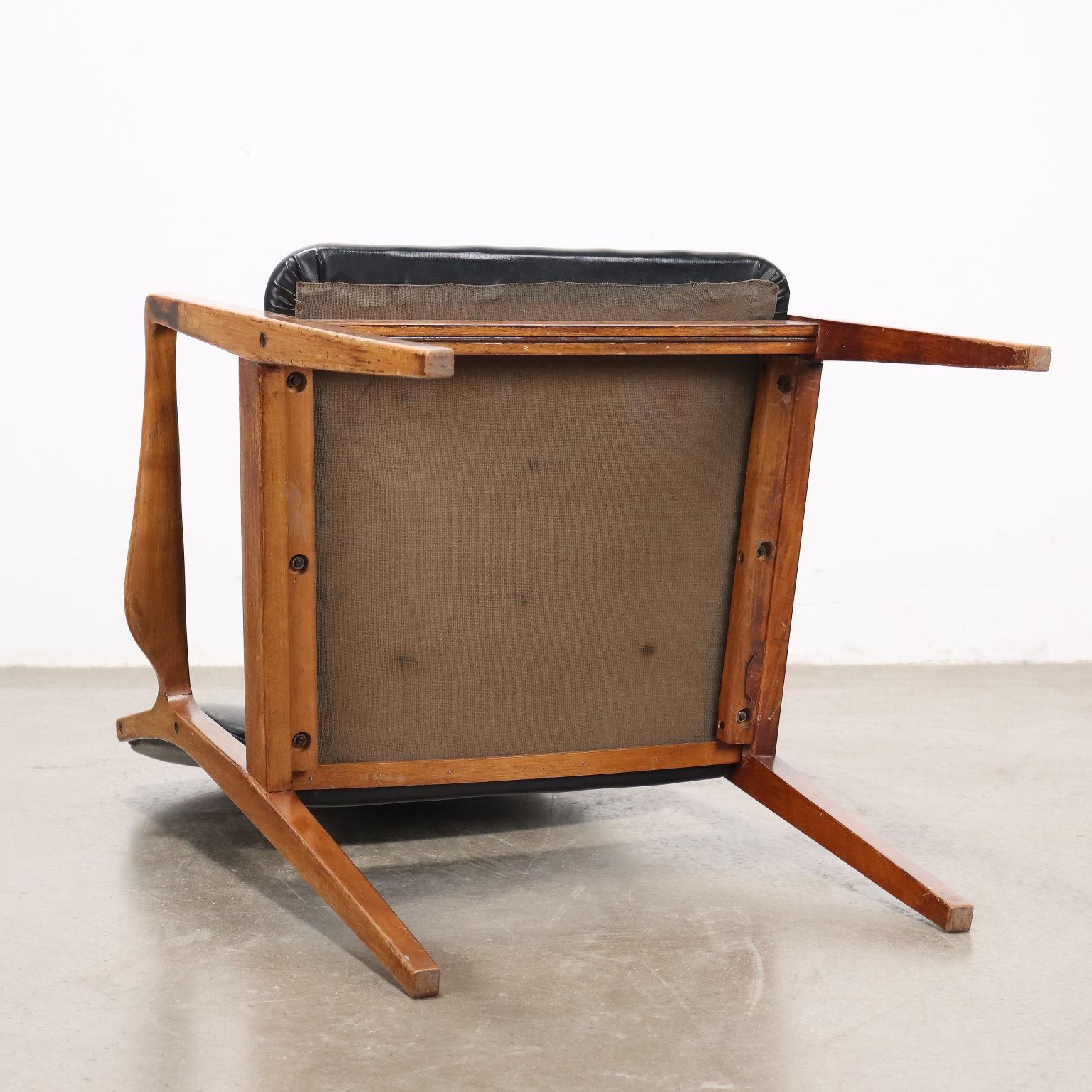 Silla de los años 50-60 con reposabrazos en venta 2