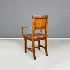 Italian antique walnut wood chair with armrests, early 1900s