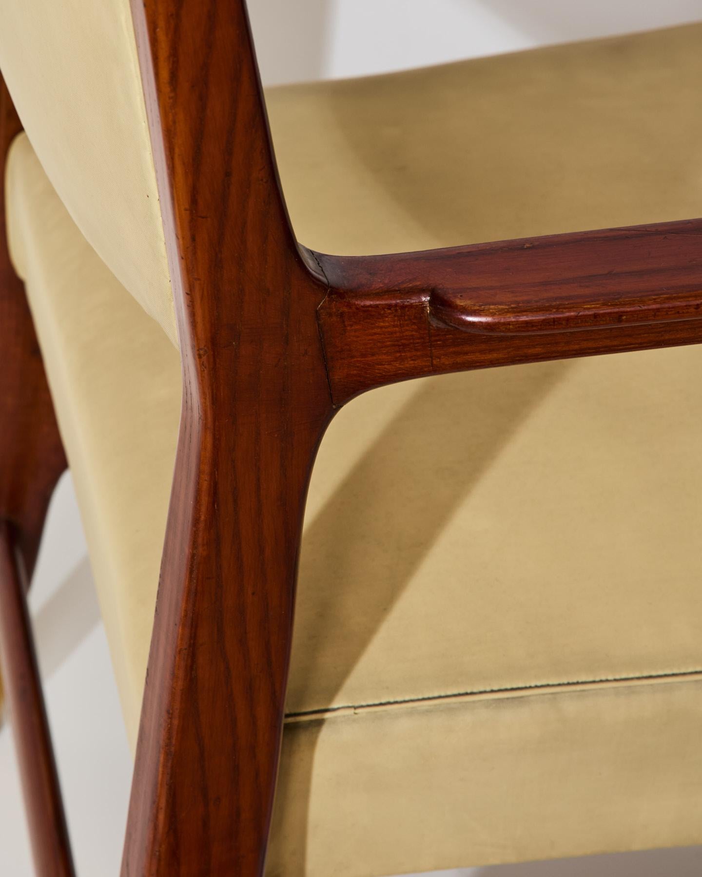 Sedia con braccioli mod. 110, design Gio Ponti per Cassina in vendita 1
