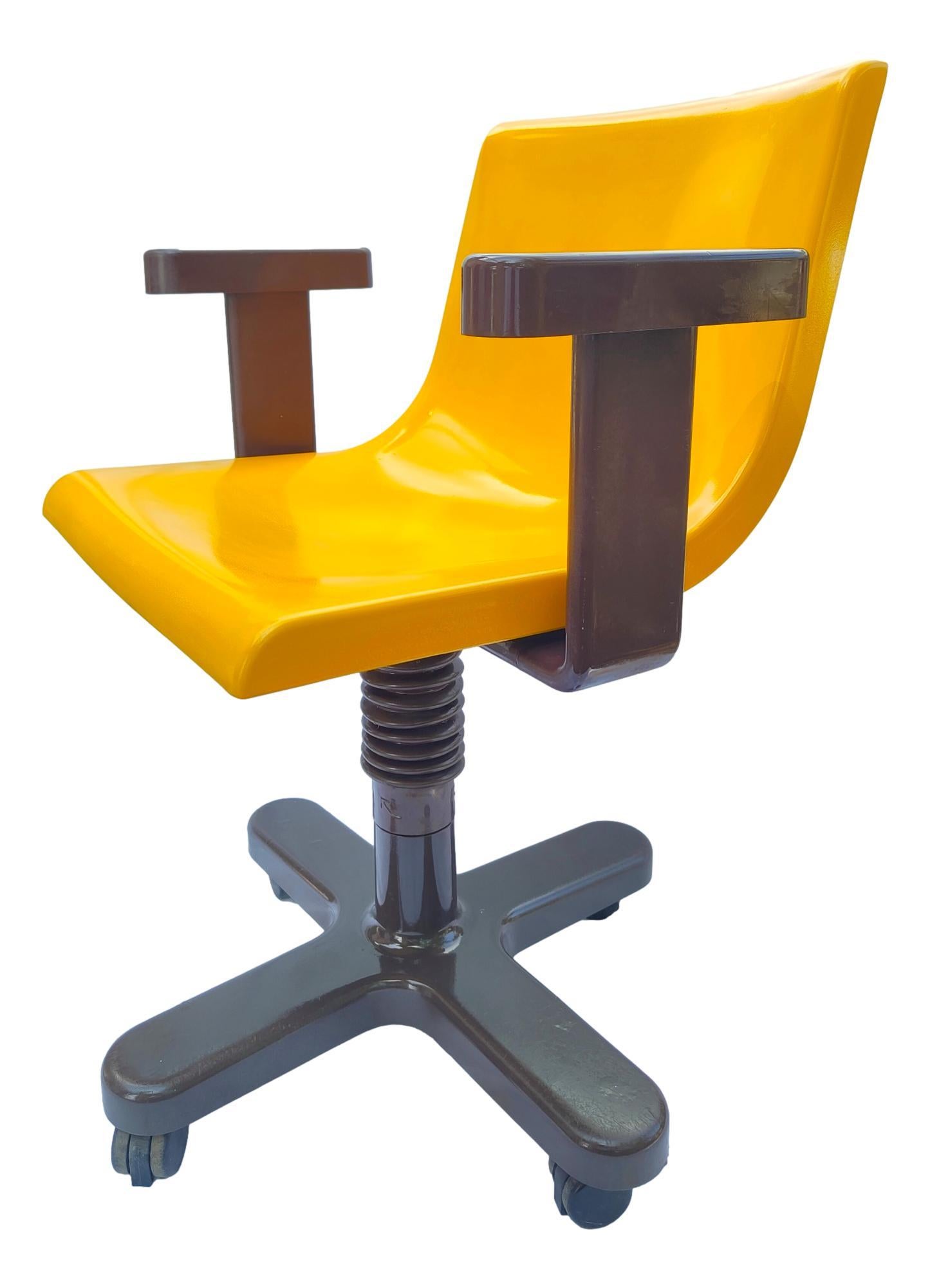 Mid-Century Modern Chaise de bureau Sedia Da Collezione Olivetti Synthesis Design Ettore Sottsass 1975 en vente
