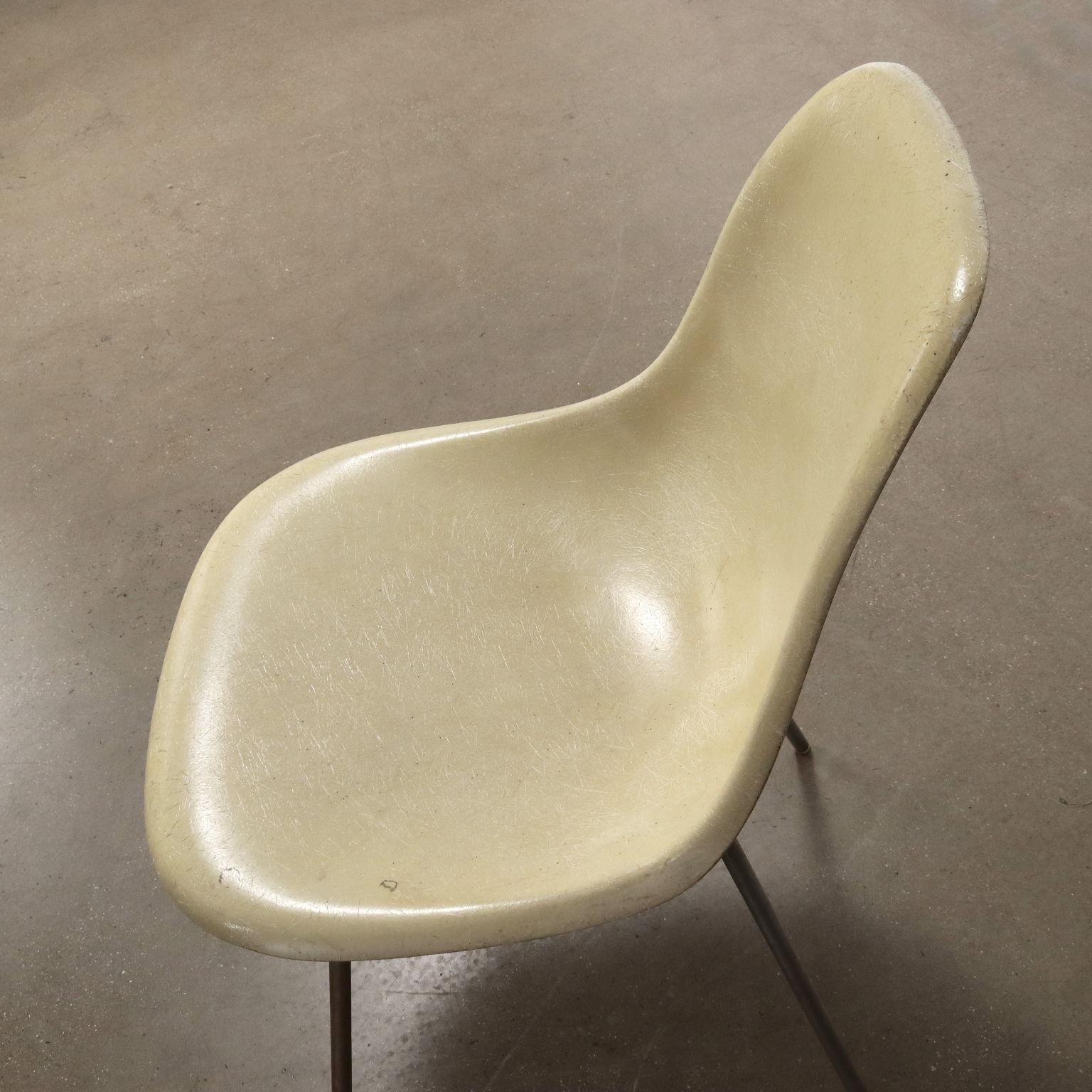 DSS-Stuhl von Charles & Ray Eames für Vitra, 1960er Jahre (Moderne der Mitte des Jahrhunderts) im Angebot