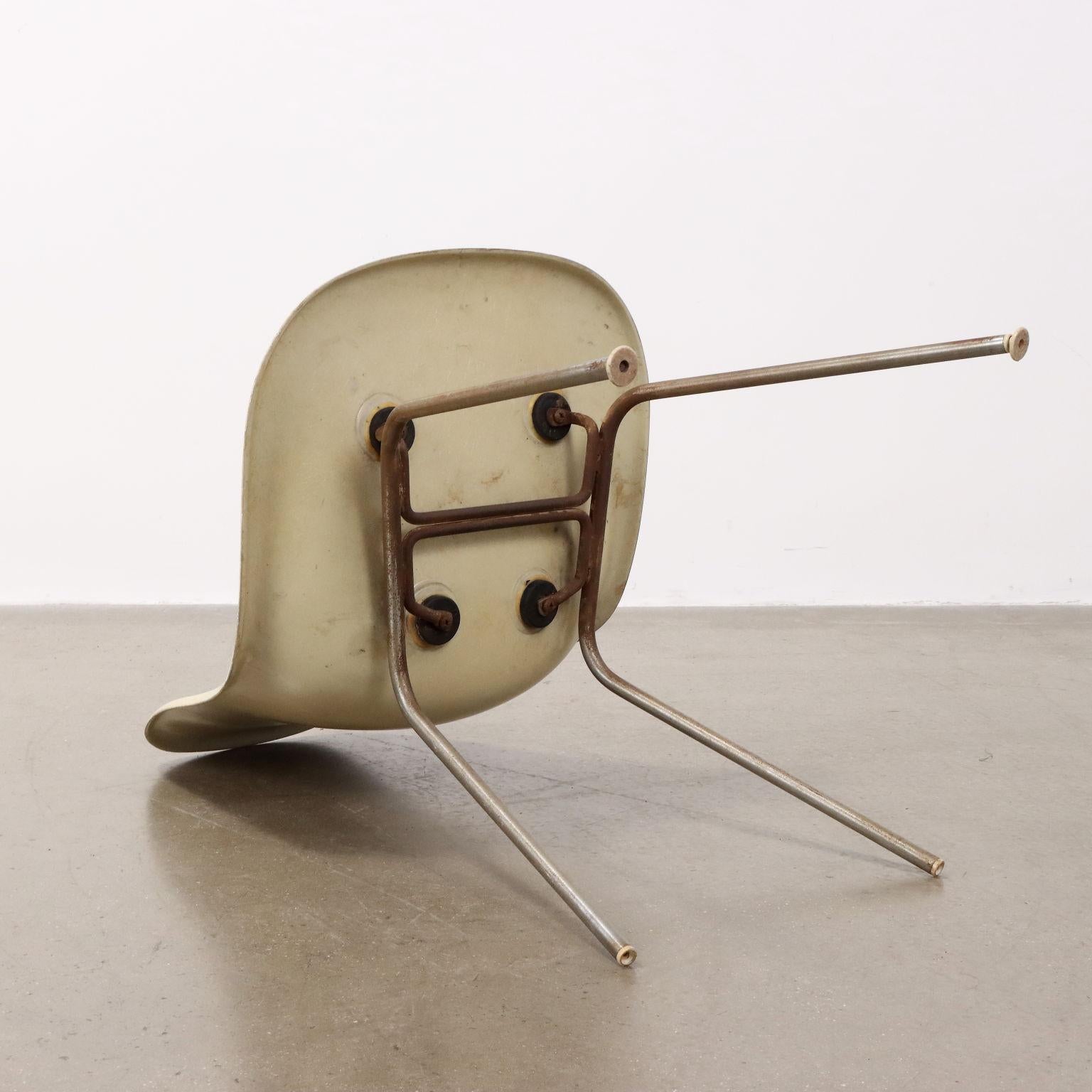 DSS-Stuhl von Charles & Ray Eames für Vitra, 1960er Jahre im Angebot 1