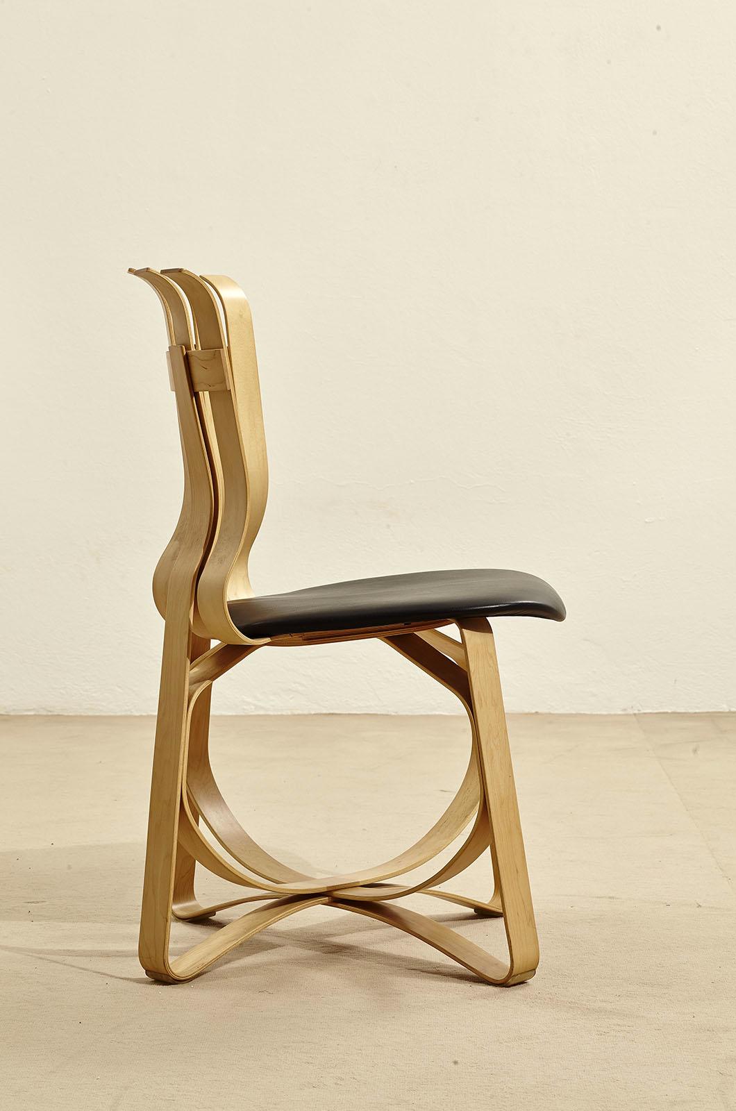 Hat Trick Chair by Frank Gehry for Knoll In Excellent Condition For Sale In Ravenna, IT