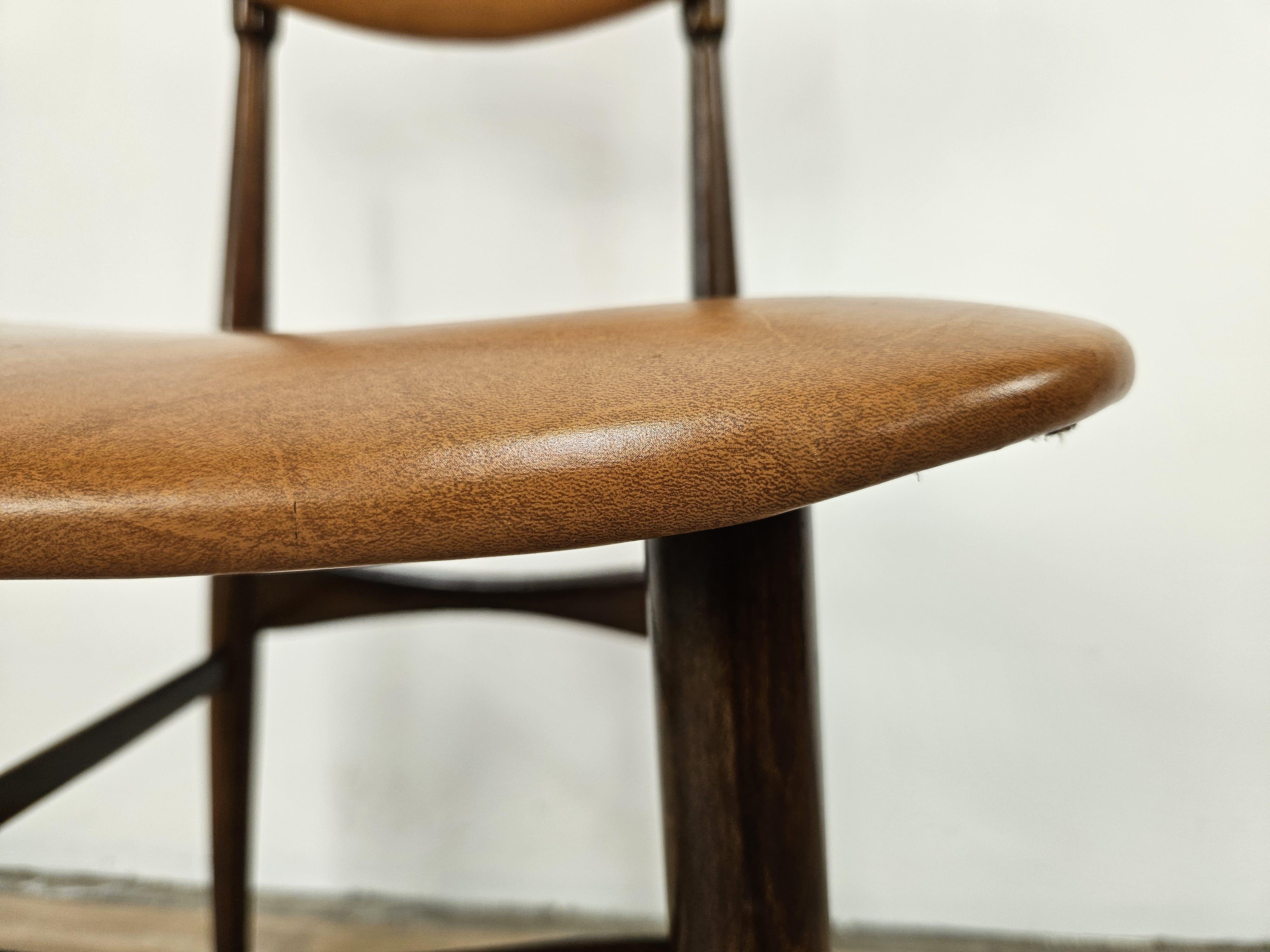 Teak and skai chair for dining room, 1970s For Sale 3