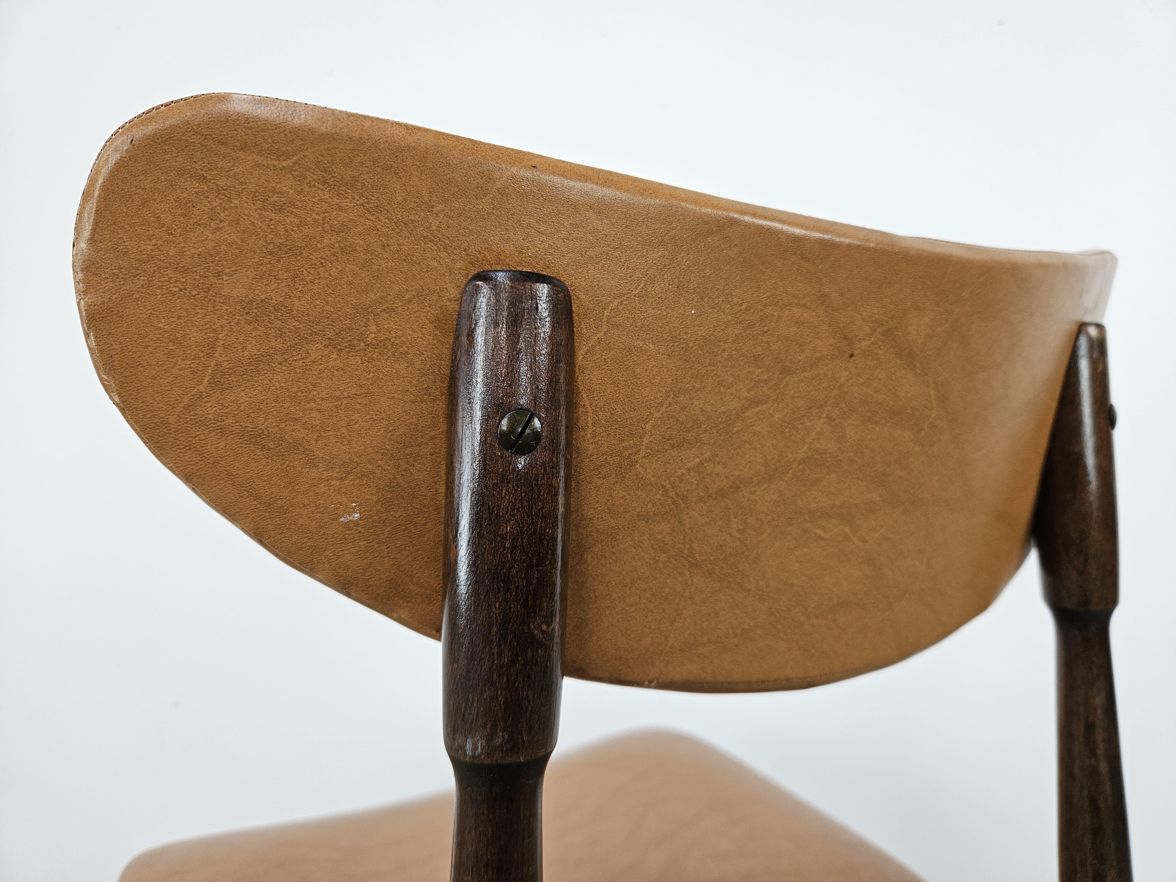 Teak and skai chair for dining room, 1970s For Sale 7