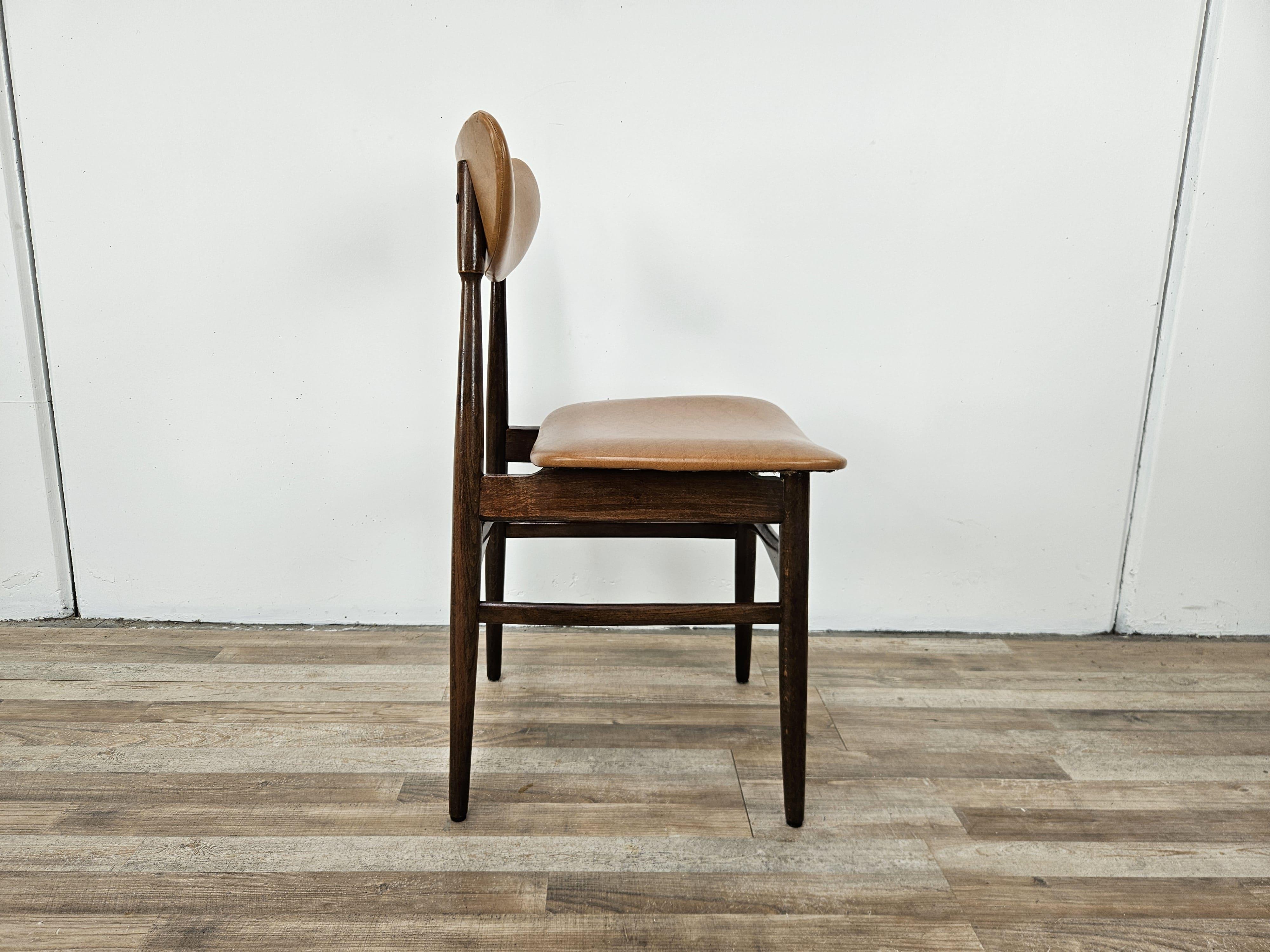 Scandinavian Modern Teak and skai chair for dining room, 1970s For Sale
