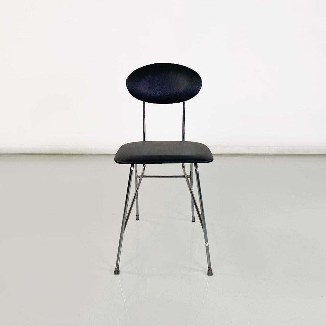 Modern Italian chair, steel and black leather, Alessandro Mendini for Zabro 1980s
Chair with chrome-plated metal rod frame, black leather upholstery and elegant front tips and simpler back tips with cylindrical section.
Designed by Alessandro