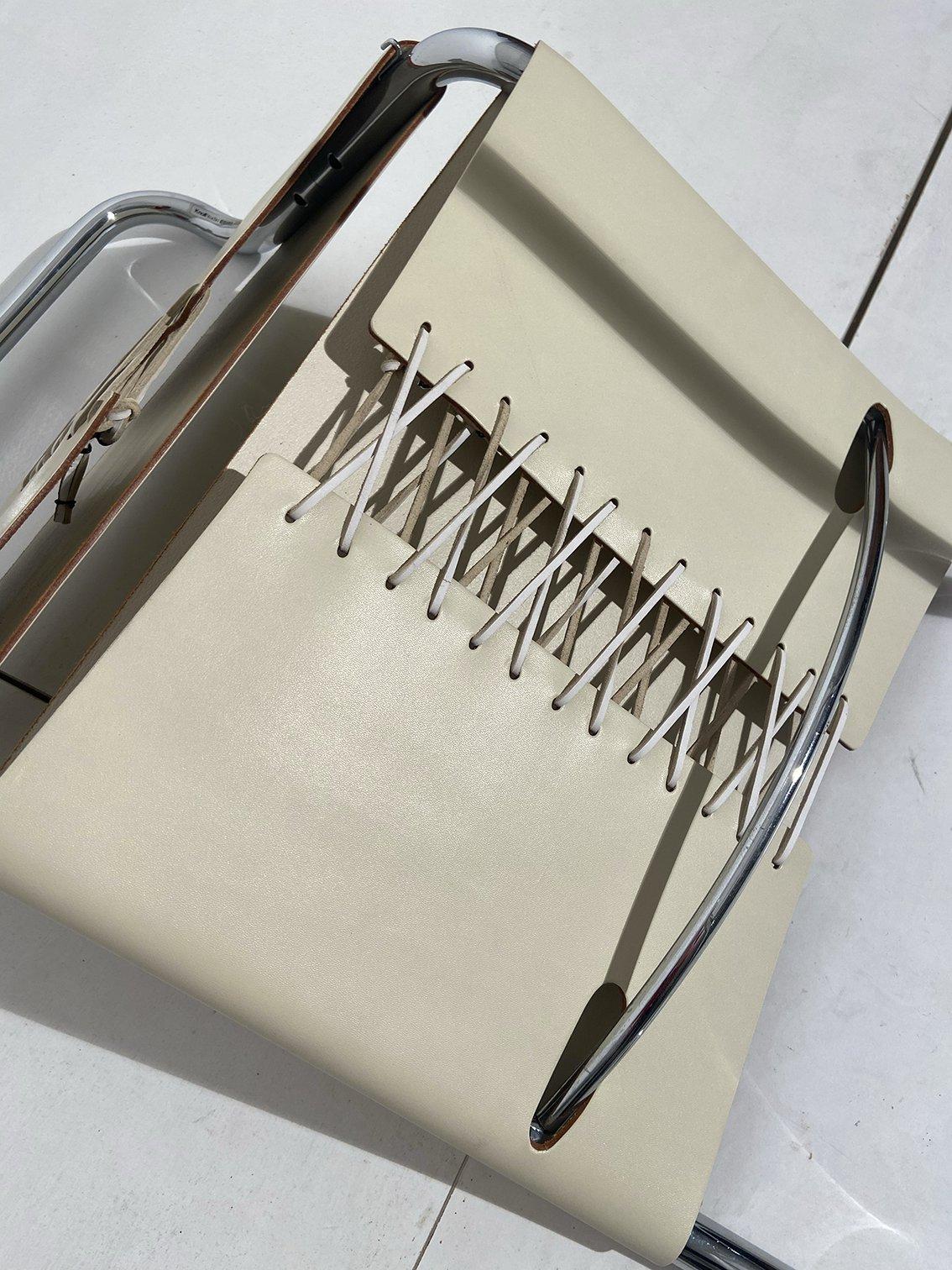 Herr Stuhl, entworfen von Mies Van Der Rohe im Jahr 1927 und hergestellt von Knoll (Early 20th Century) im Angebot