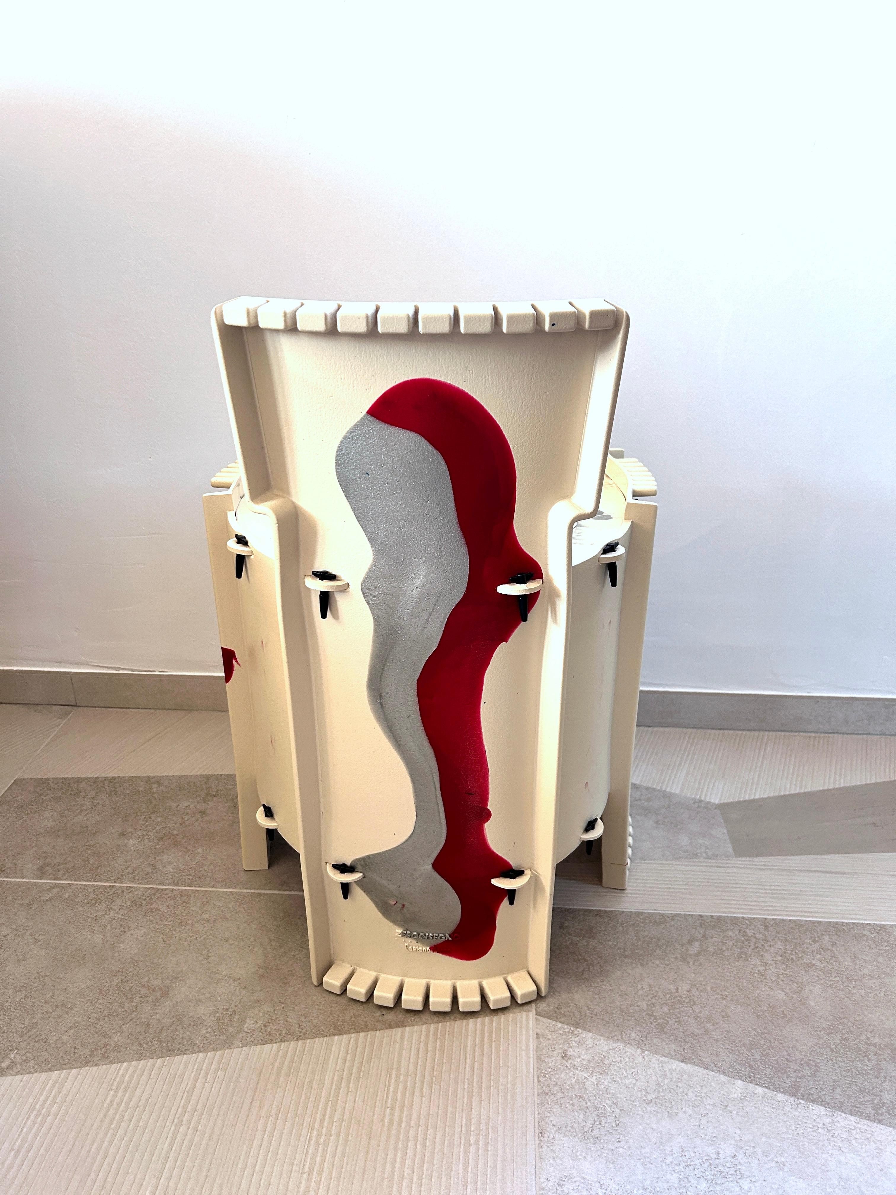 Resin Sedia Nobody's Perfect di Gaetano Pesce per Zerodisegno