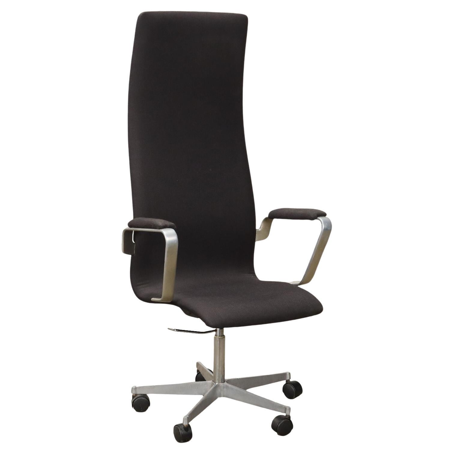 Oxford Chair by Arne Jacobsen for Fritz Hansen 1980s