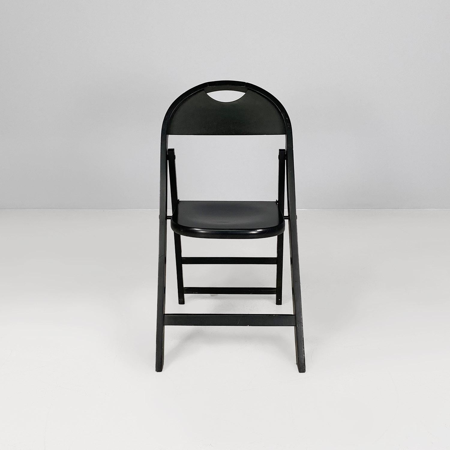 Mid-Century Modern Italian folding chair, black wood, Achille and Pier Giacomo Castiglioni 1960s For Sale
