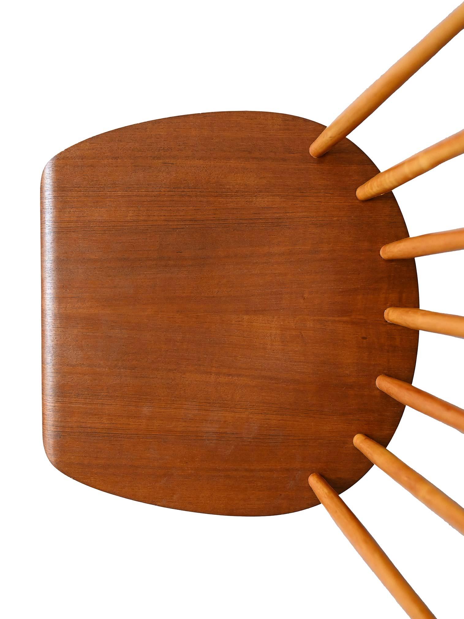 Chaise suédoise 'Pinnstol' des années 1960 - Assise en teck et structure en hêtre en vente 2