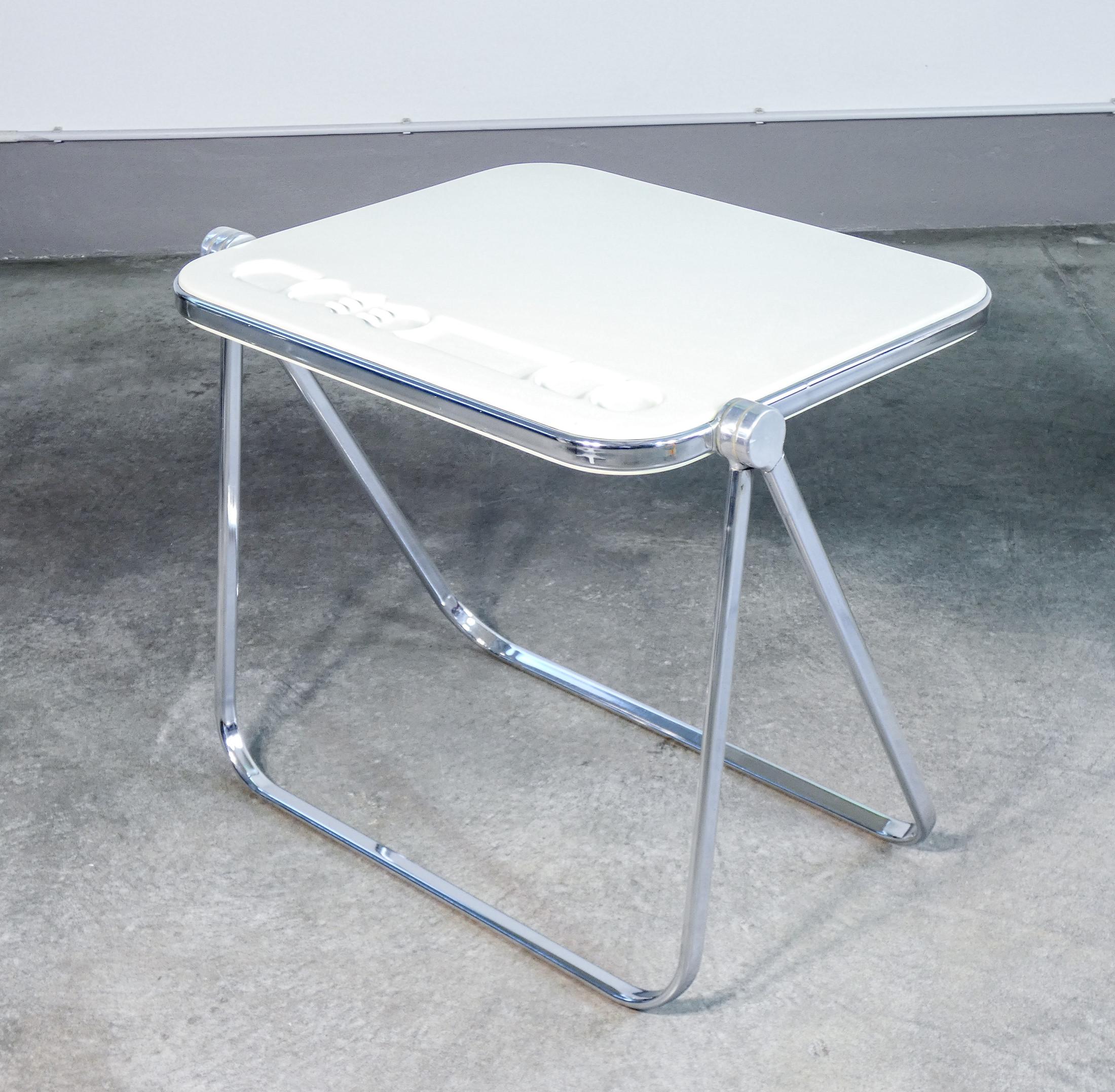 Plia chair and Plato desk, design G. PIRETTI for Anonima CASTELLI. 1980s For Sale 2