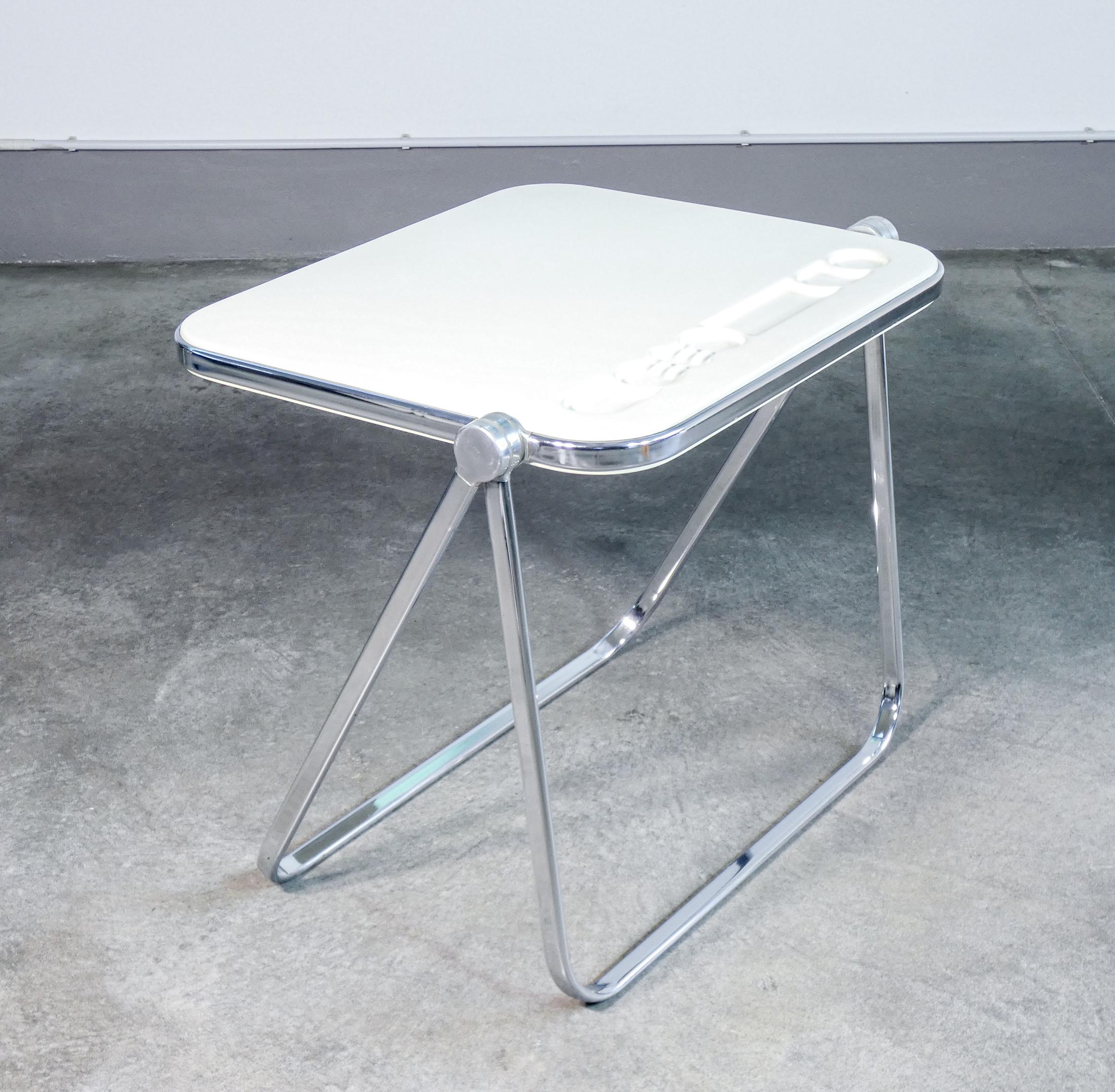 Plia chair and Plato desk, design G. PIRETTI for Anonima CASTELLI. 1980s For Sale 3