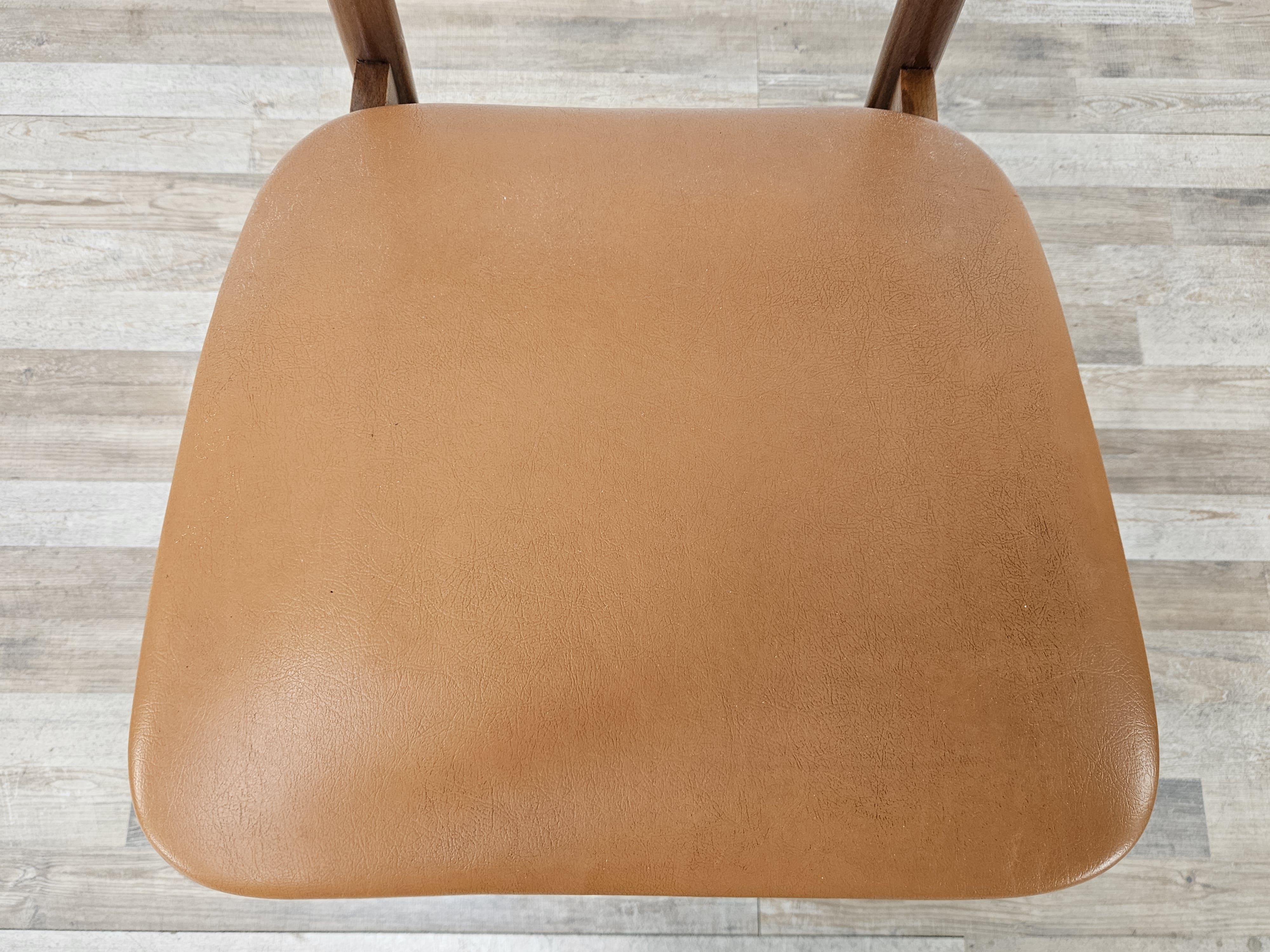 Scandinavian 1970s teak and brown skai chair For Sale 1