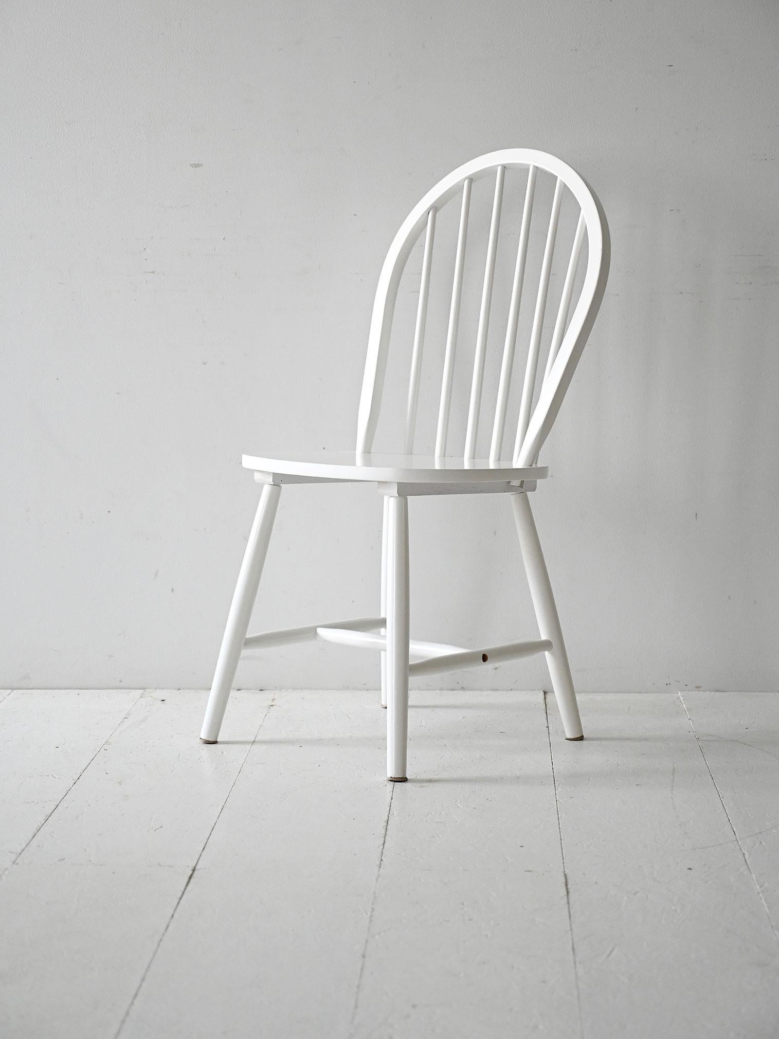 Skandinavischer weißer Stuhl im Zustand „Gut“ im Angebot in Brescia, IT