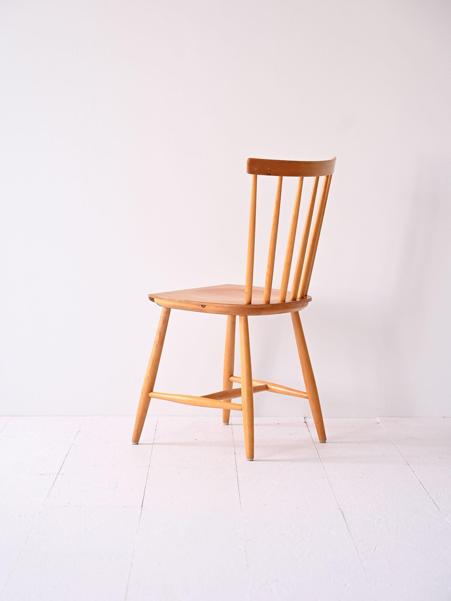 Pinnstolar Skandinavischer Stuhl (Skandinavische Moderne) im Angebot