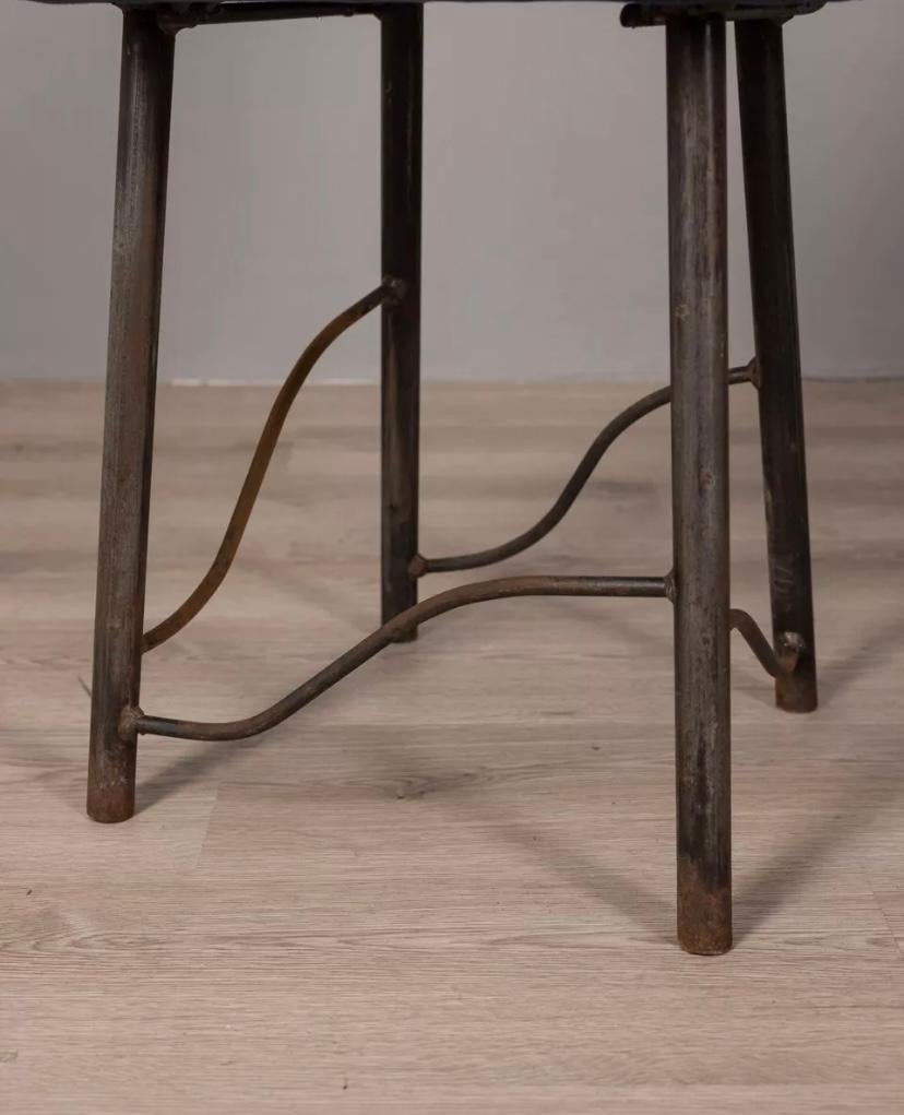 Sedia scultorea vintage anni 70 in ferro e tessuto design Italiano in vendita 5