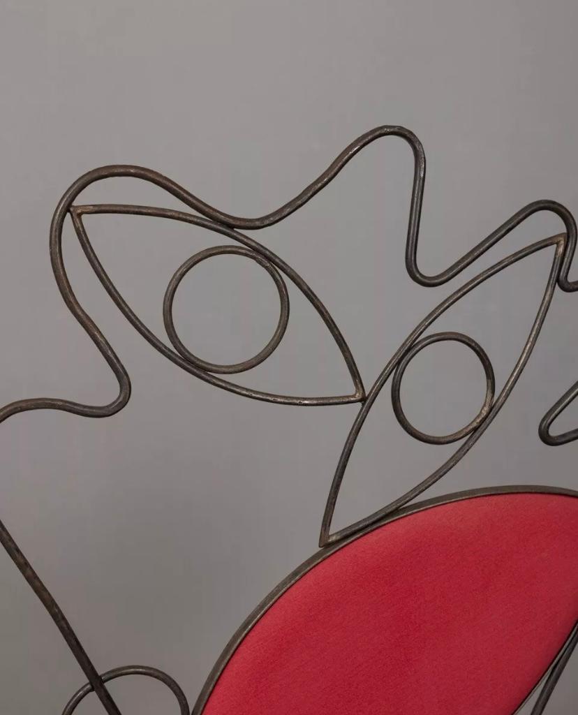 Sedia scultorea vintage anni 70 in ferro e tessuto design Italiano in vendita 1