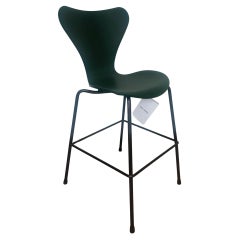 Sedia Serie7 Junior di Arne Jacobsen del 1955 e prodotta da Fritz Hansen, 2019