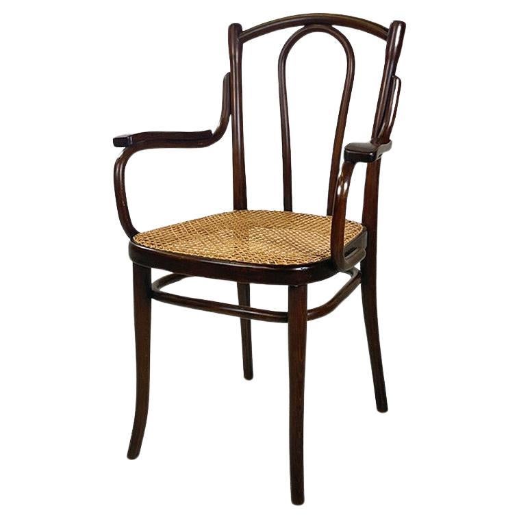 Thonet chair with arms made of wood and Vienna straw, Austria, early 1900s For Sale