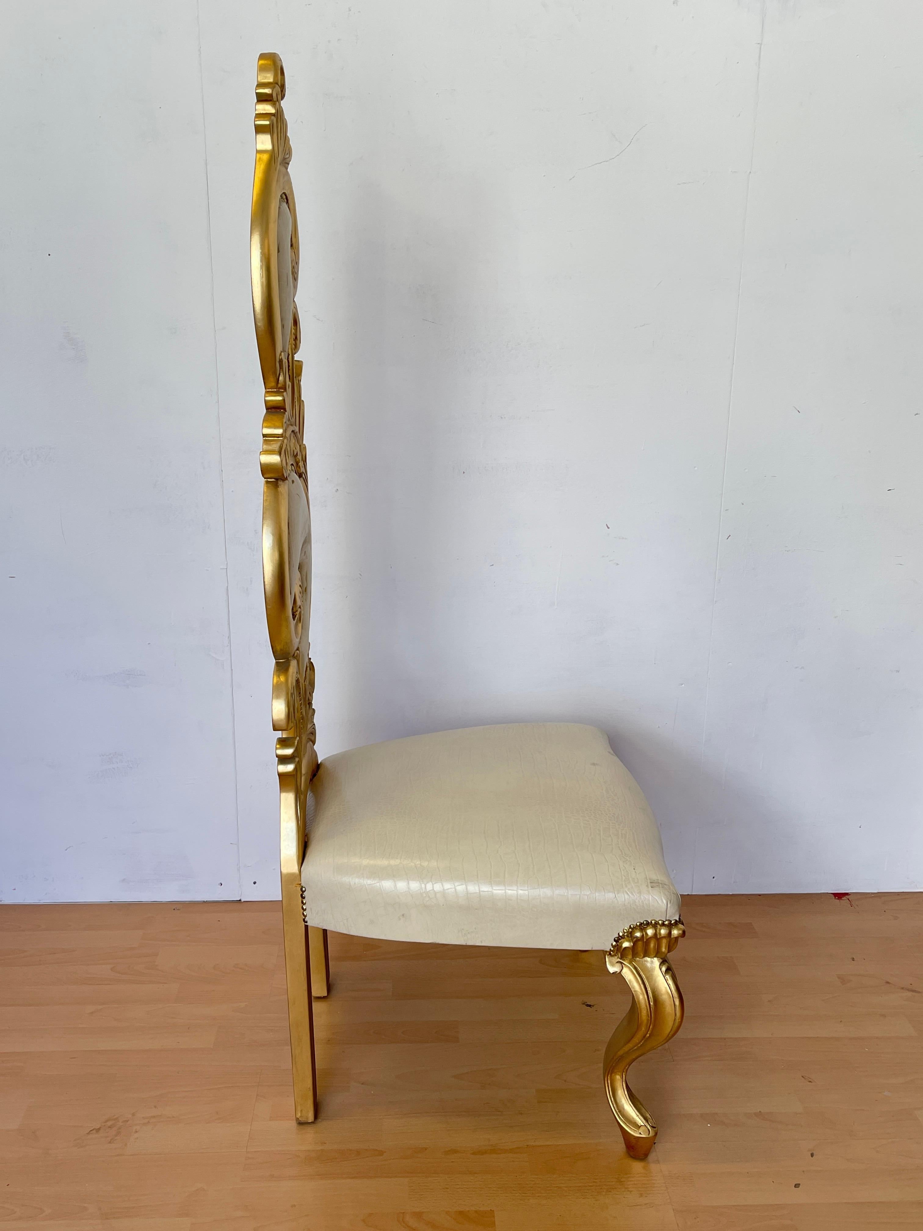 Sedia Trono Barocco Dorato con Rivestimento in Ecopelle Avorio im Angebot 2