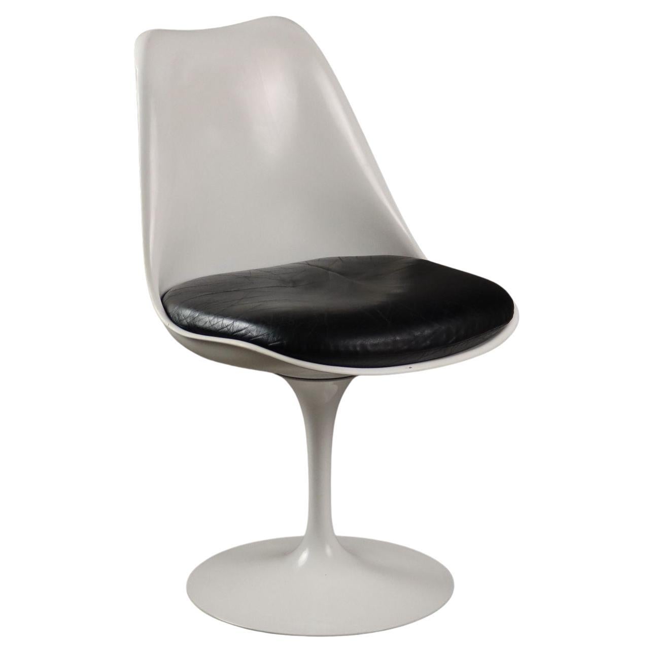 'Tulip' chair by Eero Saarinen for Knoll 1970s-80s