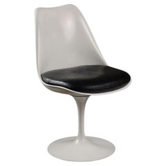 'Tulip' chair by Eero Saarinen for Knoll 1970s-80s