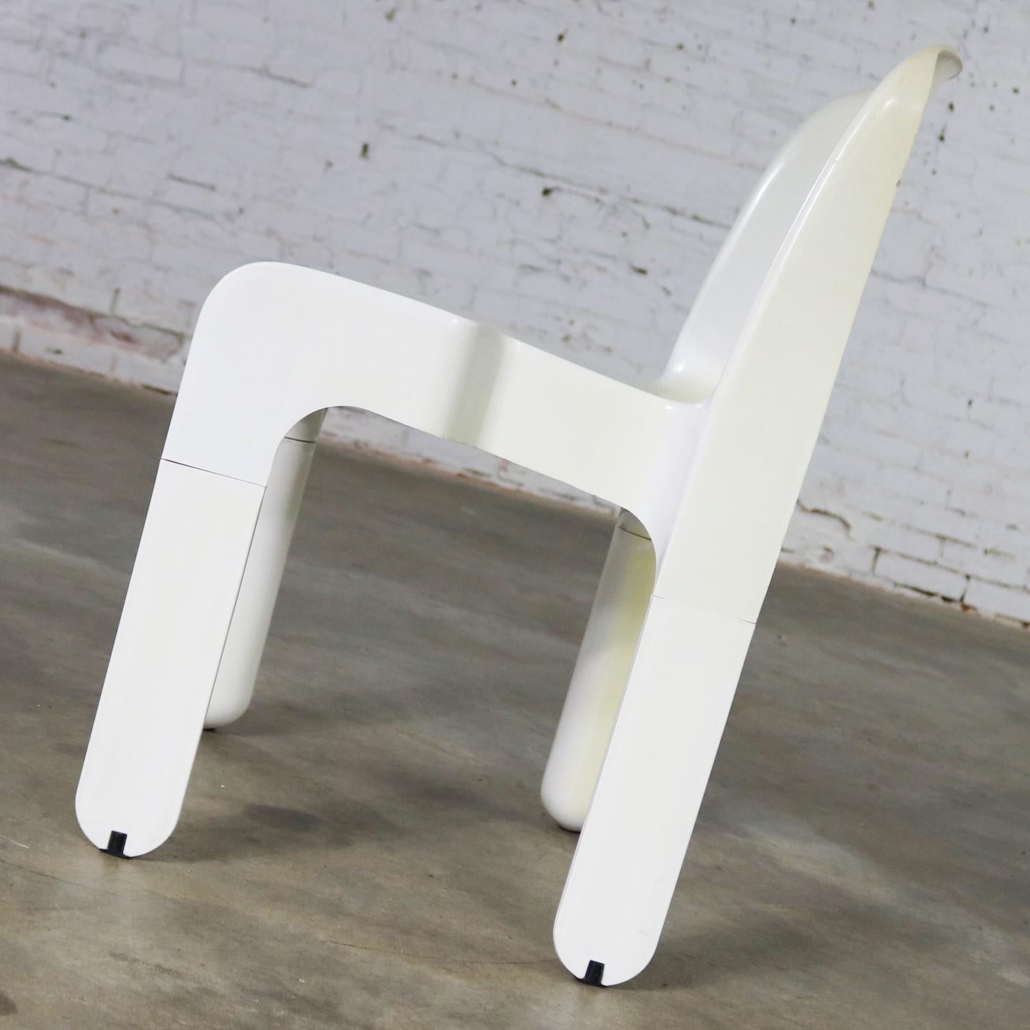 American Sedia Universale 4867 Plastic Chair by Joe Columbo for Kartell in White