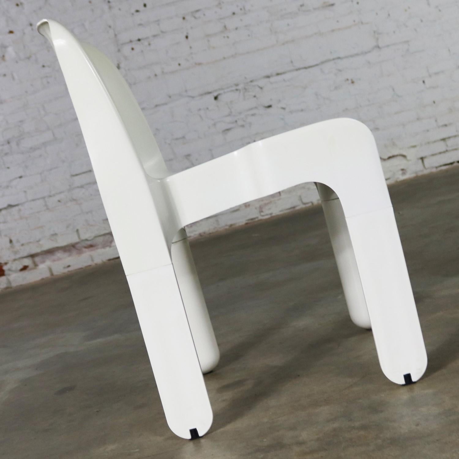 Molded Sedia Universale 4867 Plastic Chair by Joe Columbo for Kartell in White
