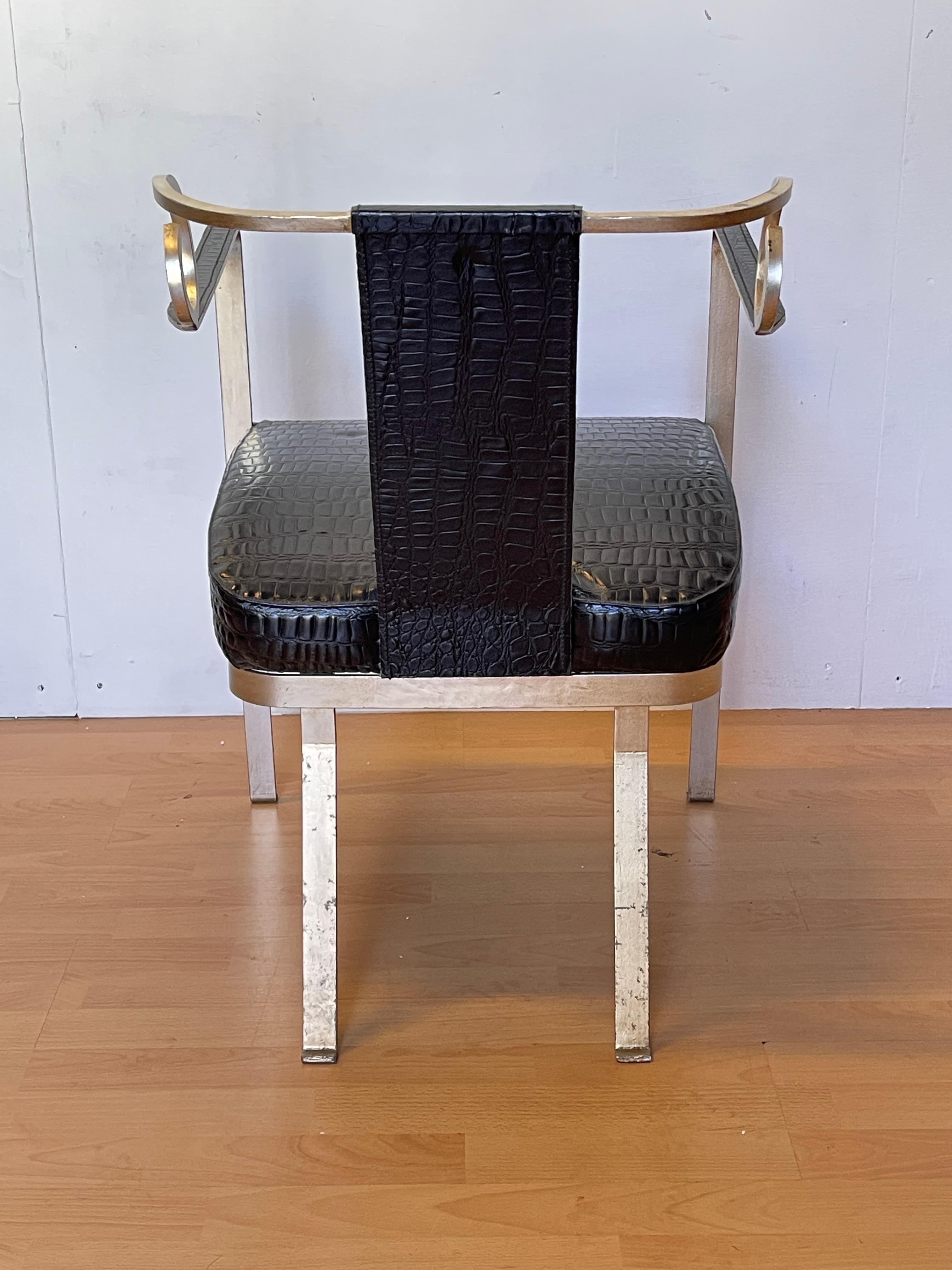 20ième siècle Sedia By en Acciaio e Pelle Nera Effetto Coccodrillo en vente