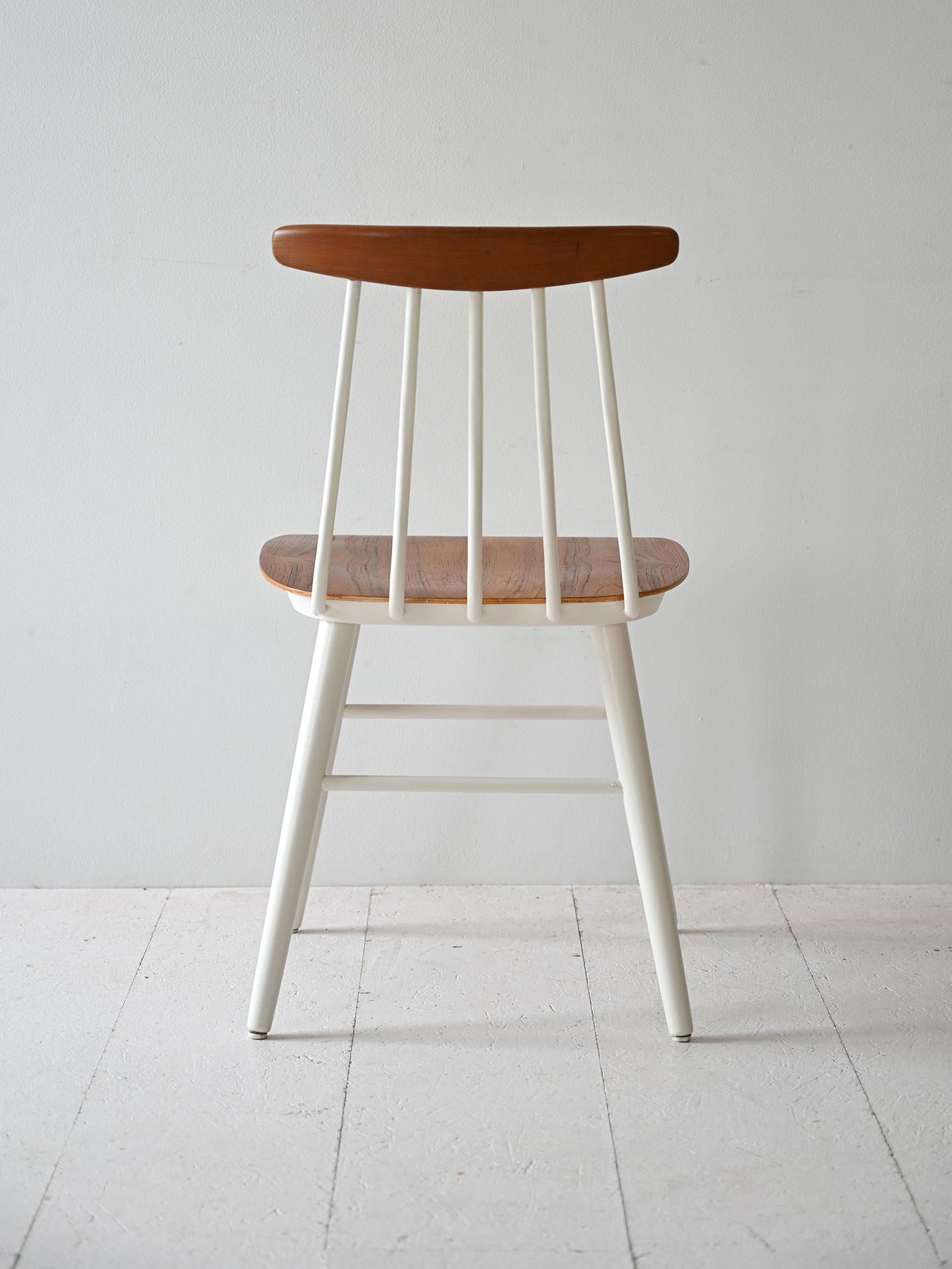 Skandinavischer Vintage-Stuhl (Skandinavische Moderne) im Angebot