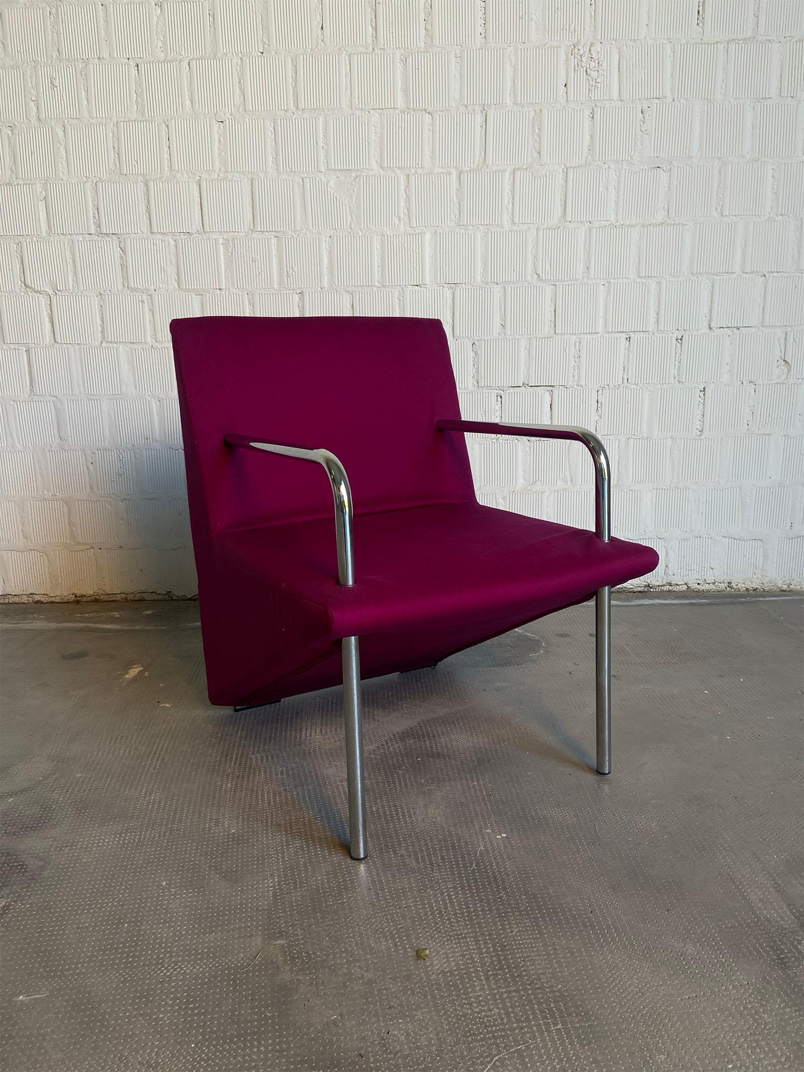 Italian Vote chair designed by Giandomenico Bellotti produced by Alias in 1980 For Sale