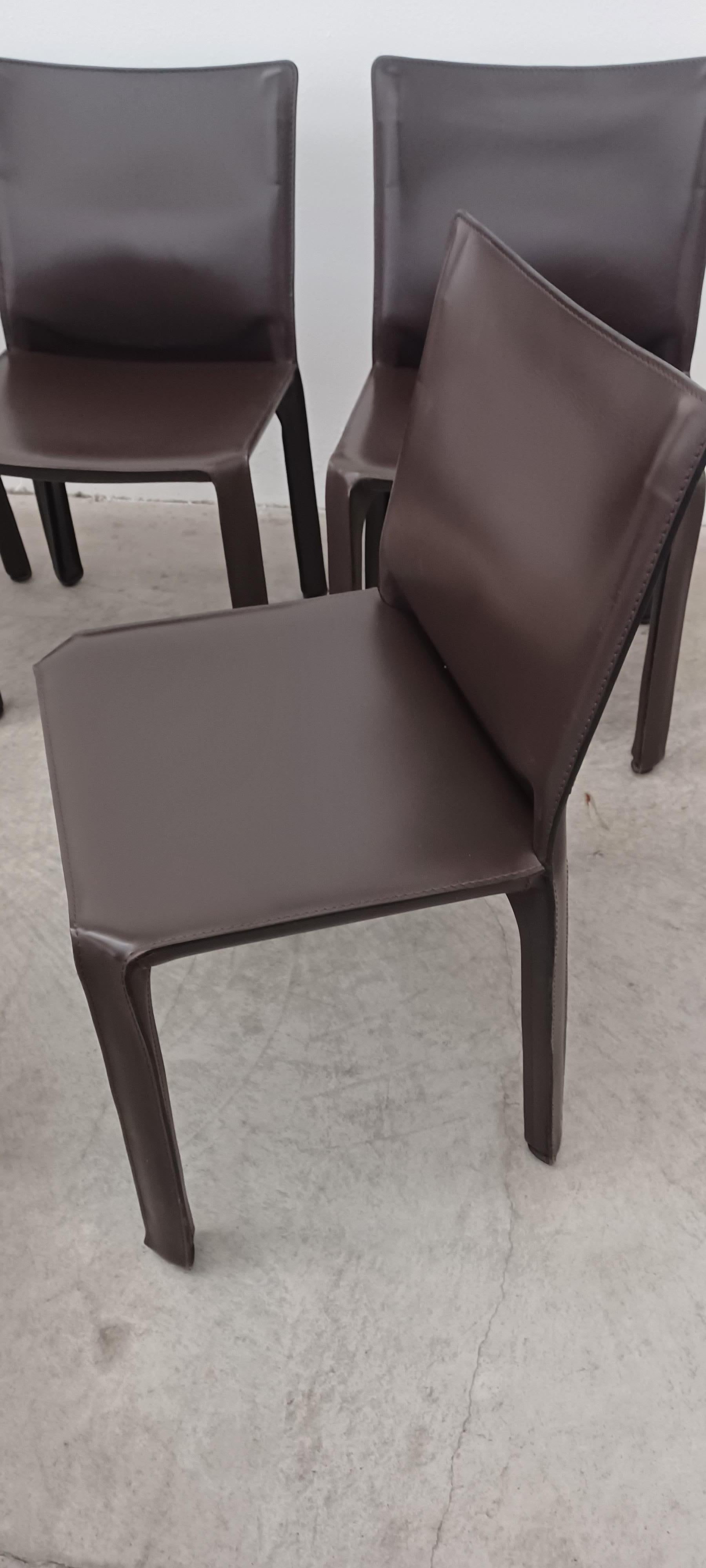 412 Cab Mario Bellini dunkelbraune Cassina-Stühle (Postmoderne)