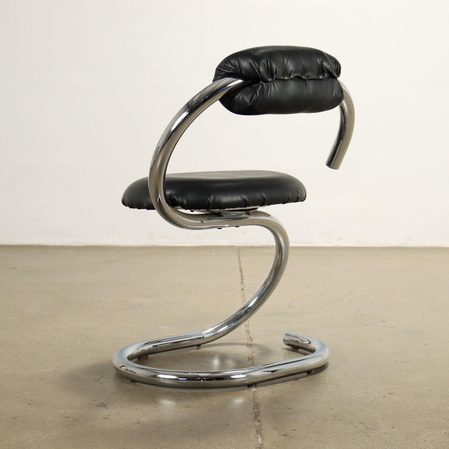 Italian 1970s Giotto Stoppino 'Cobra' chairs in black leather