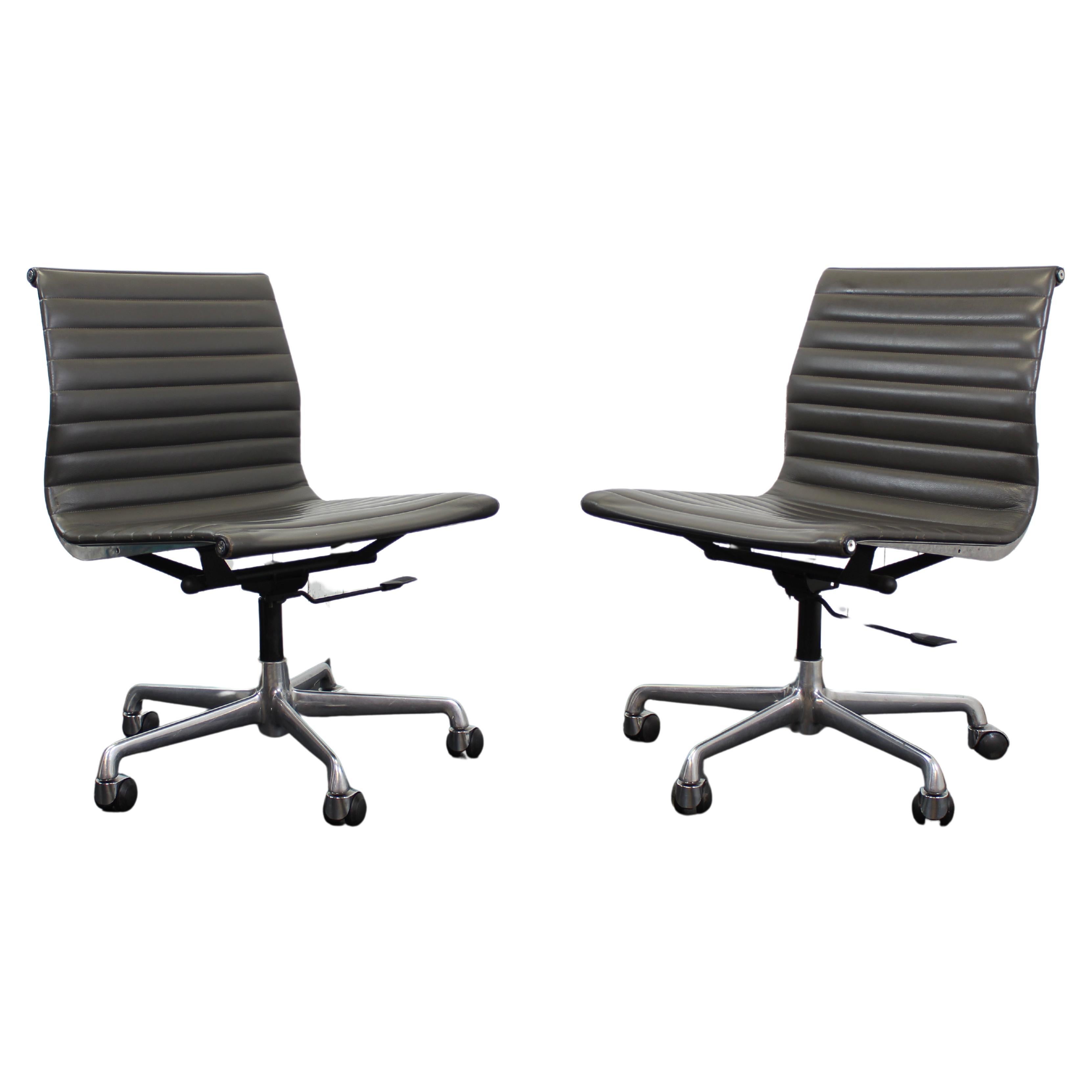 EA117 ICF Charles & Ray Eames Office Chairs For Sale