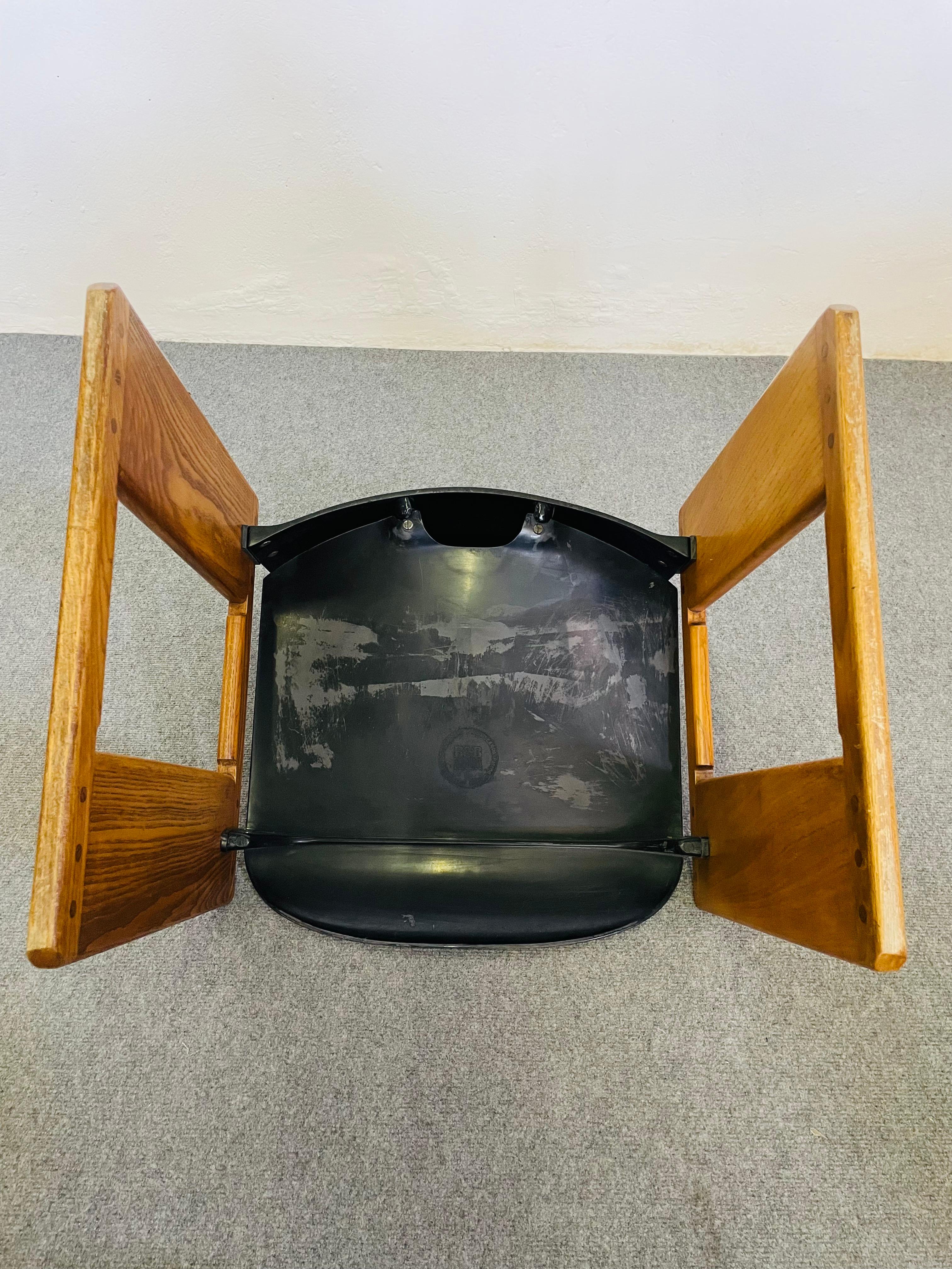Sedie Dialogo Mid-Century in plastica e legno di Tobia Scarpa per B&B, Italia, a im Angebot 8