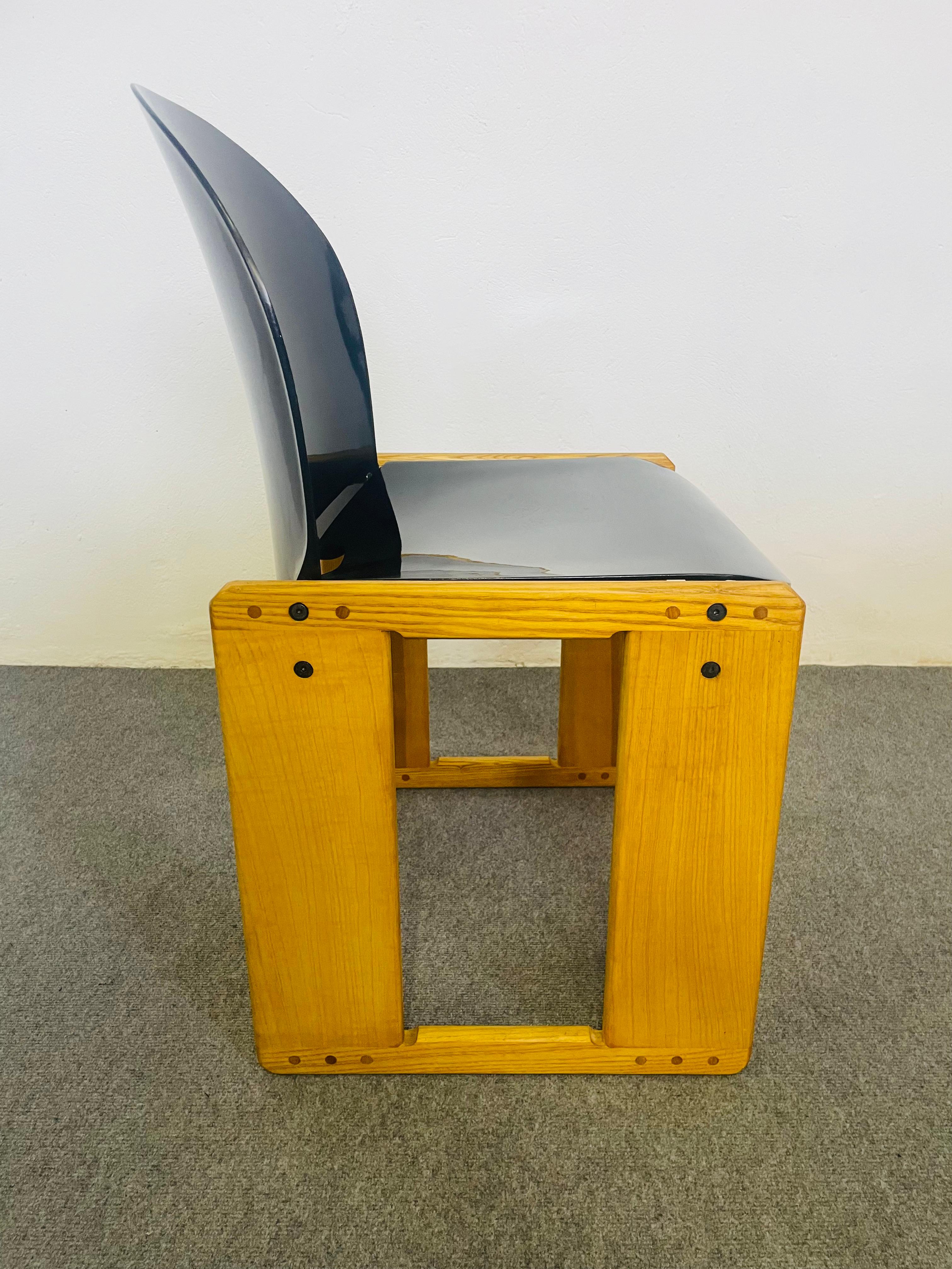 Sedie Dialogo Mid-Century in plastica e legno di Tobia Scarpa per B&B, Italia, a (Kunststoff) im Angebot