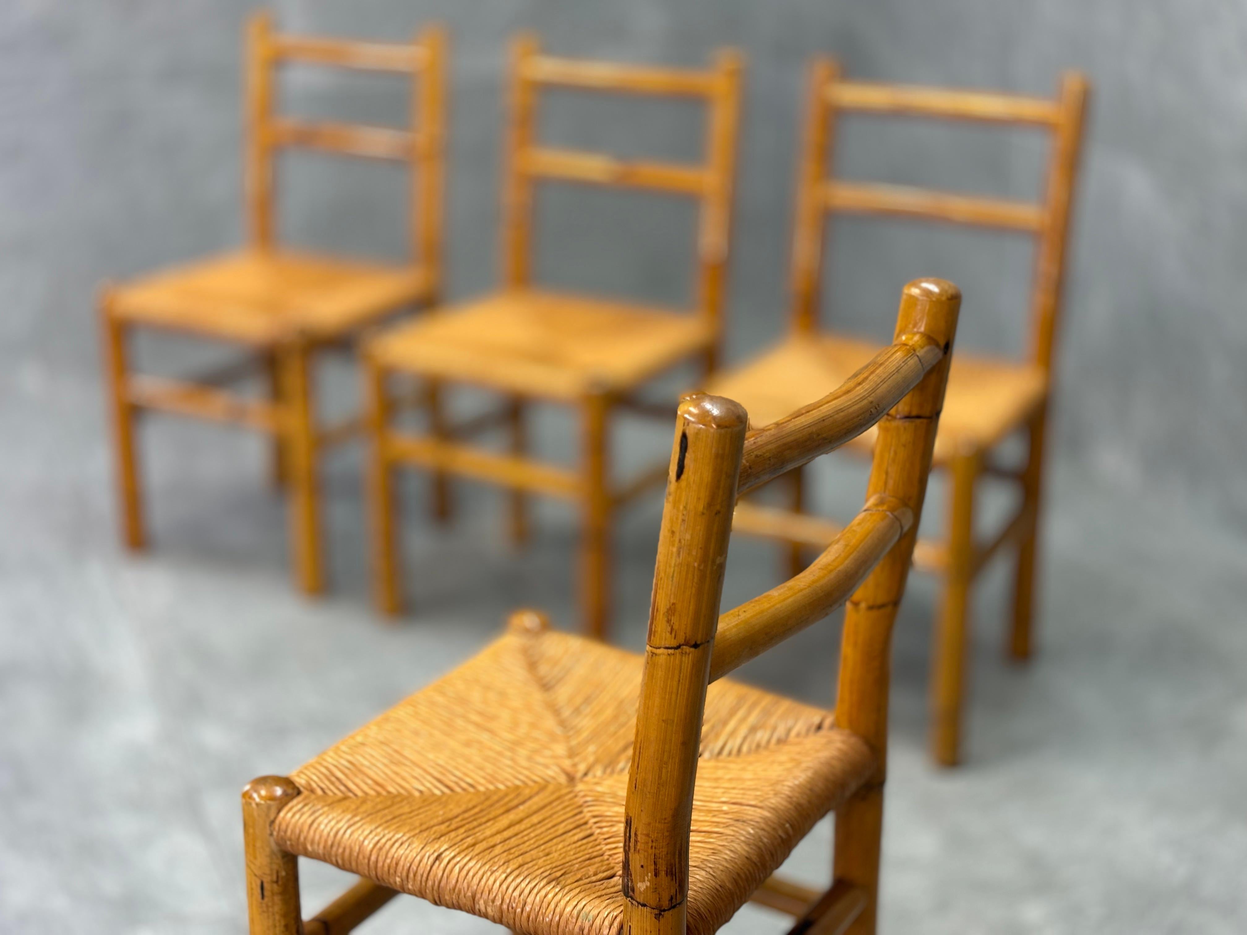 Sillas de bambú y paja, años 70, set de 4 Late 20th Century en venta