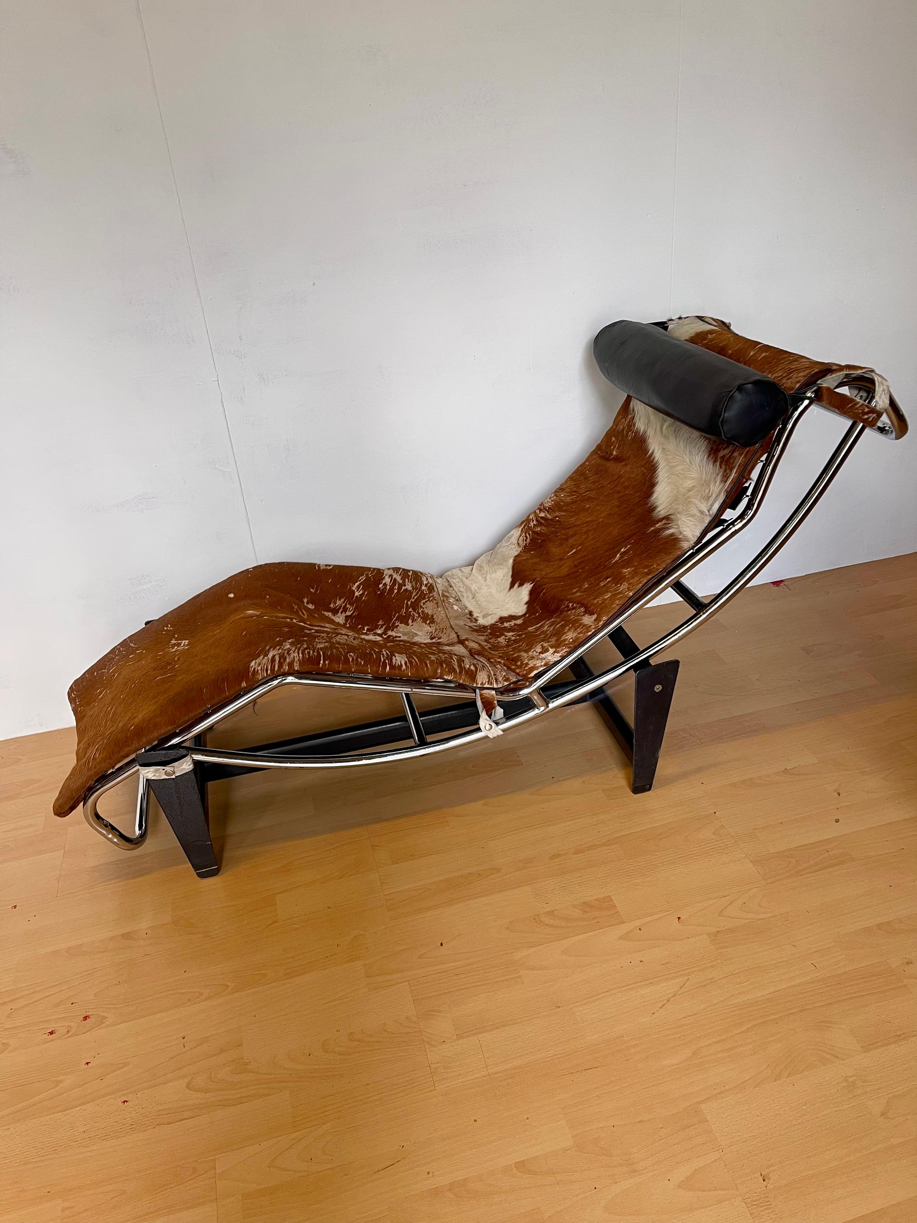 19th Century Sedie LC4 longue in pelle di muca stile cassina, italia anni 70 For Sale