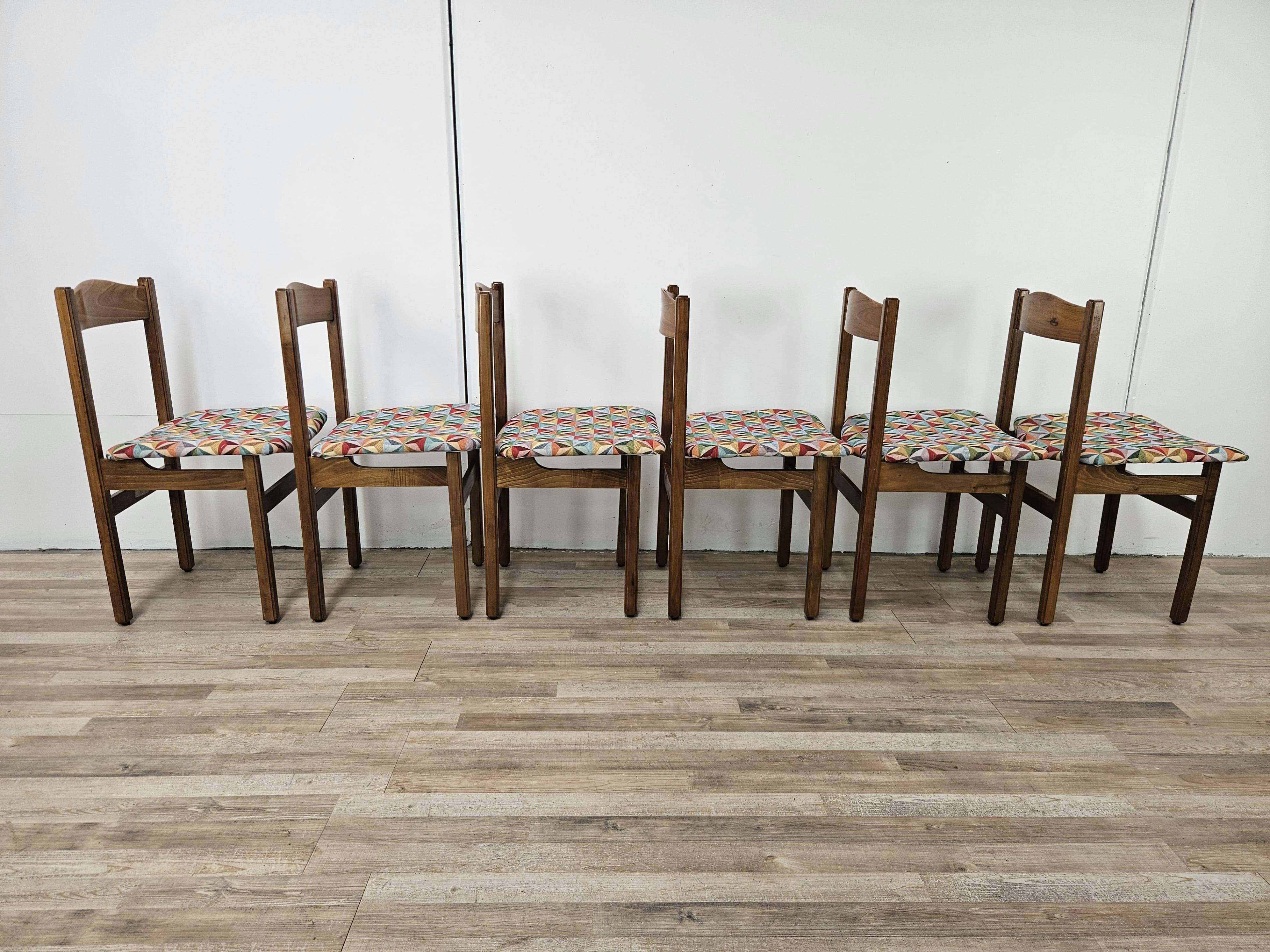 Sillas de comedor de los años 50 en haya con asientos geométricos Italian en venta