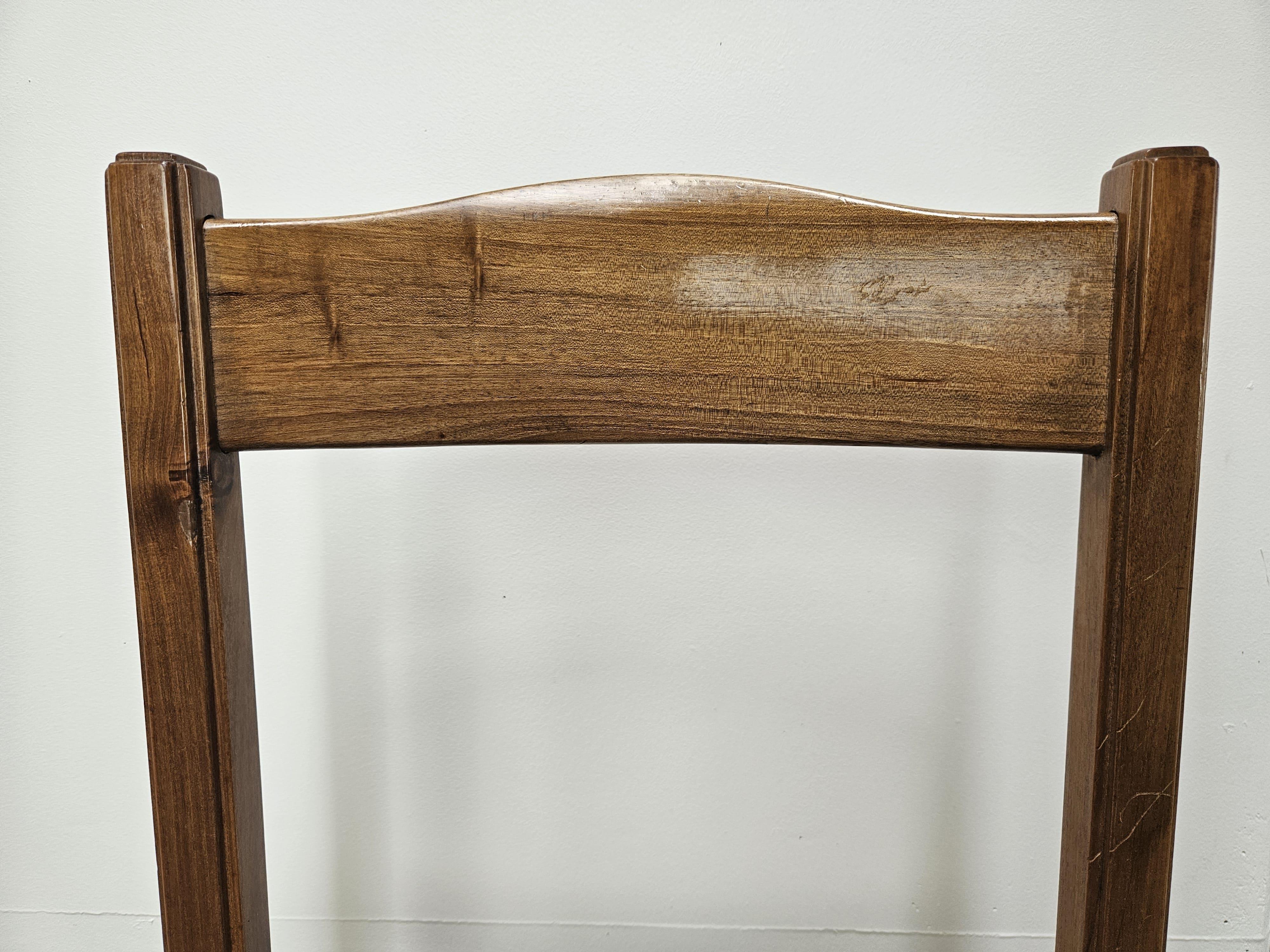 Sillas de comedor de los años 50 en haya con asientos geométricos Tela en venta